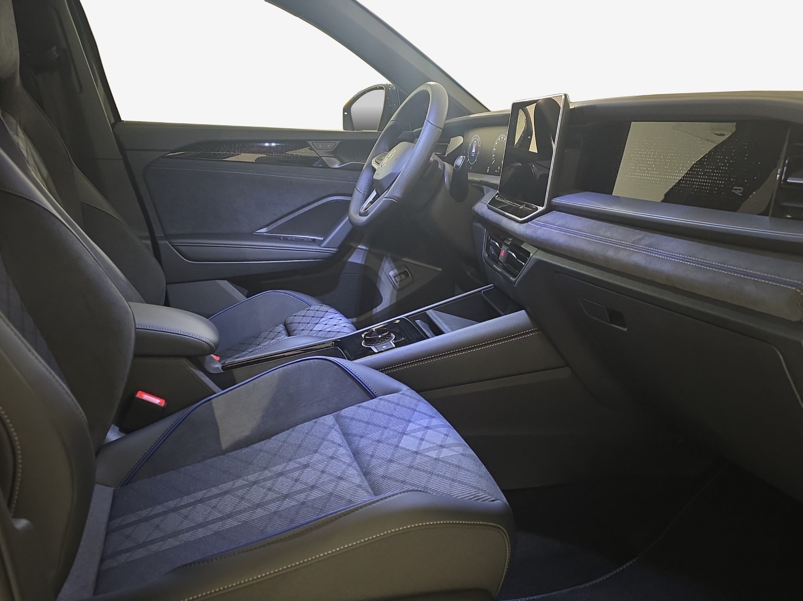 VW Tayron 2.0 TSI R-Line DSG 4Motion-image-14