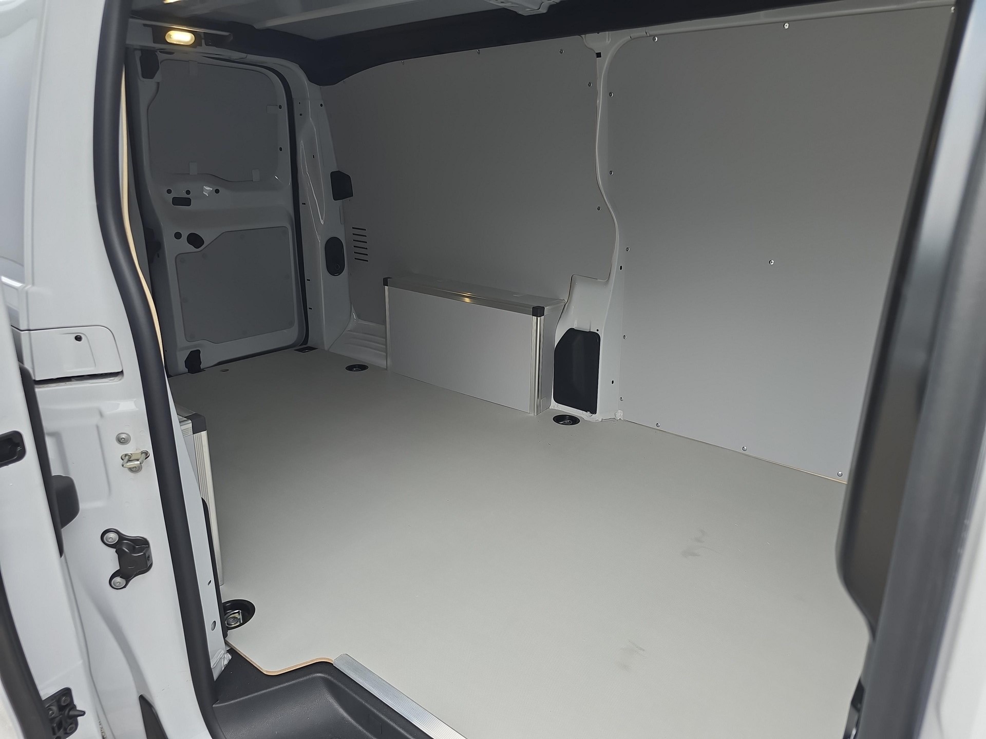 OPEL Vivaro Cargo XL 2.0 D 144 S/S / Jetzt mit attraktivem 1.99% Leasing-image-10