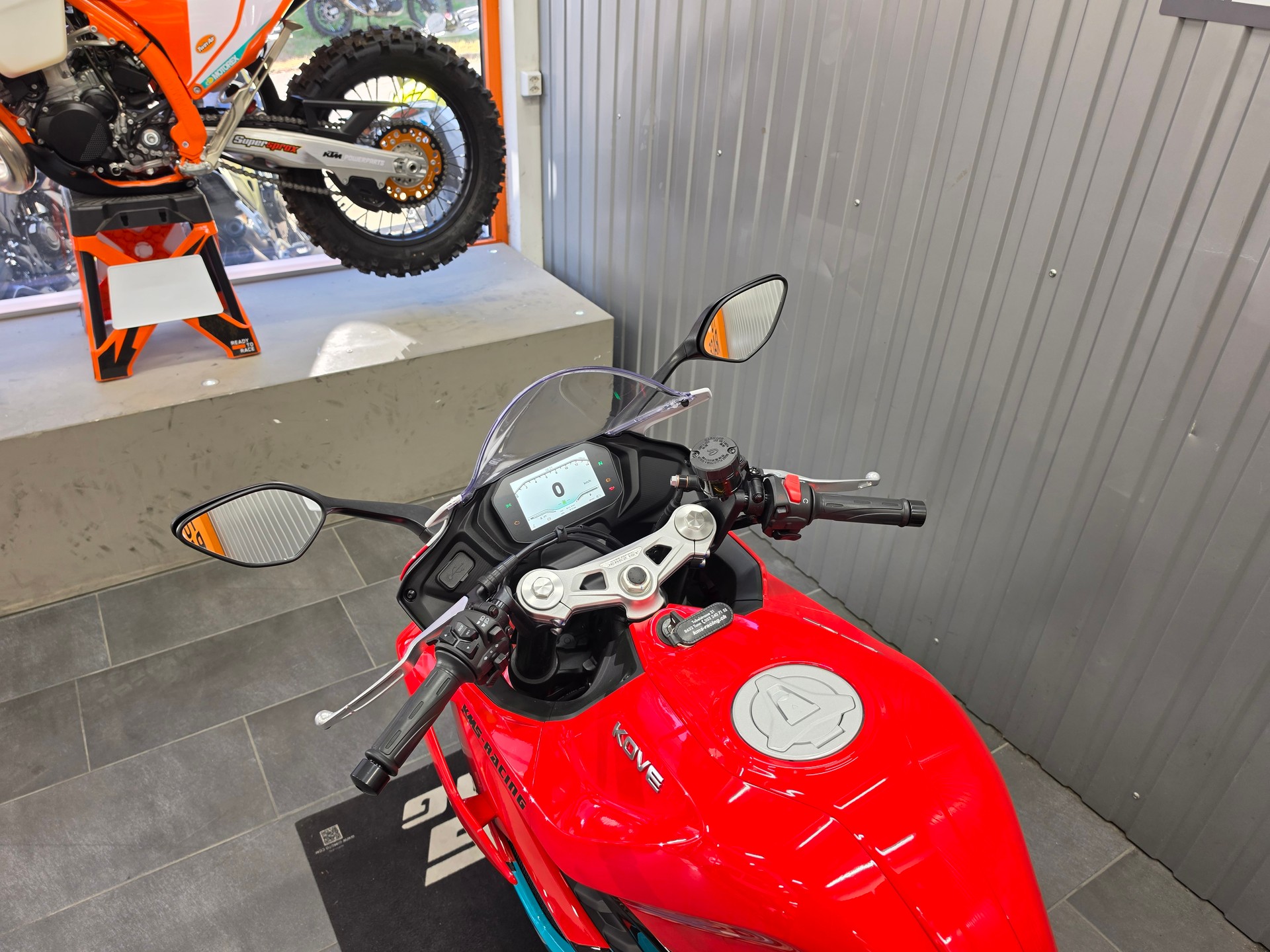KOVE 350RR-showroom-element-3