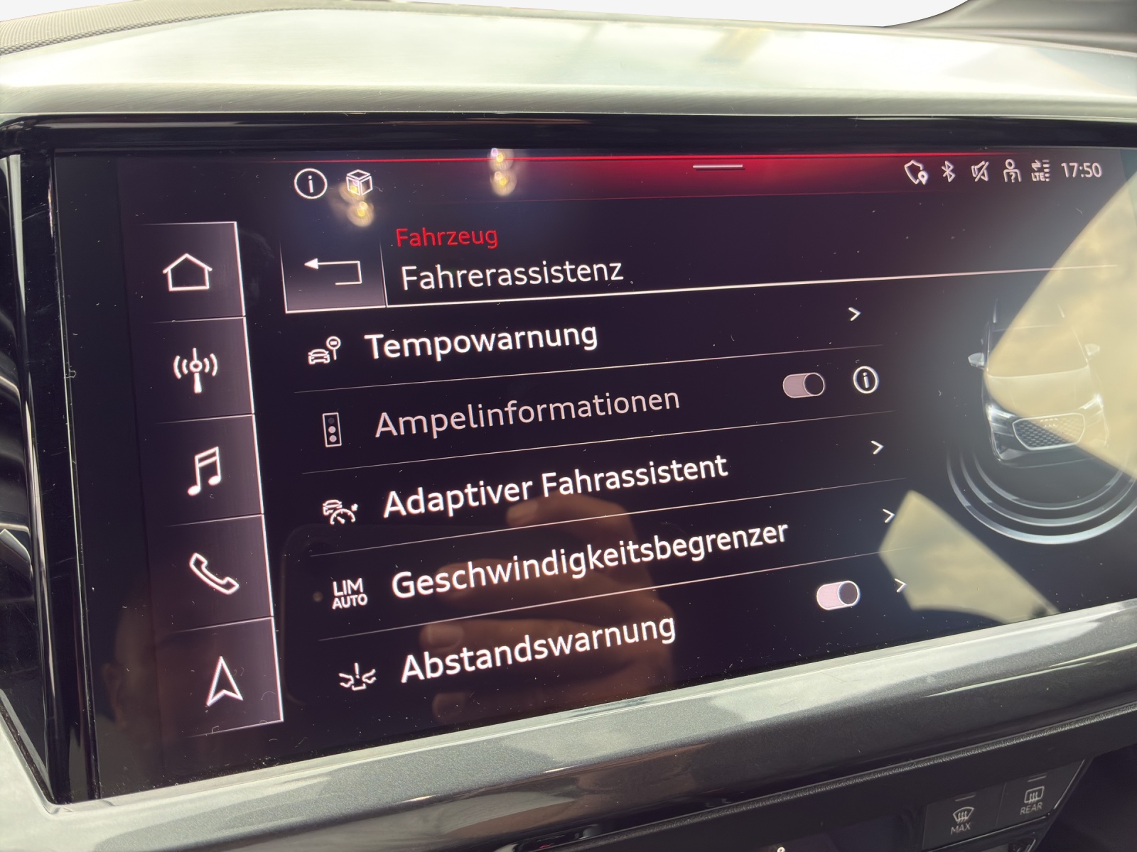 AUDI Q4 e-tron 50 quattro-image-15