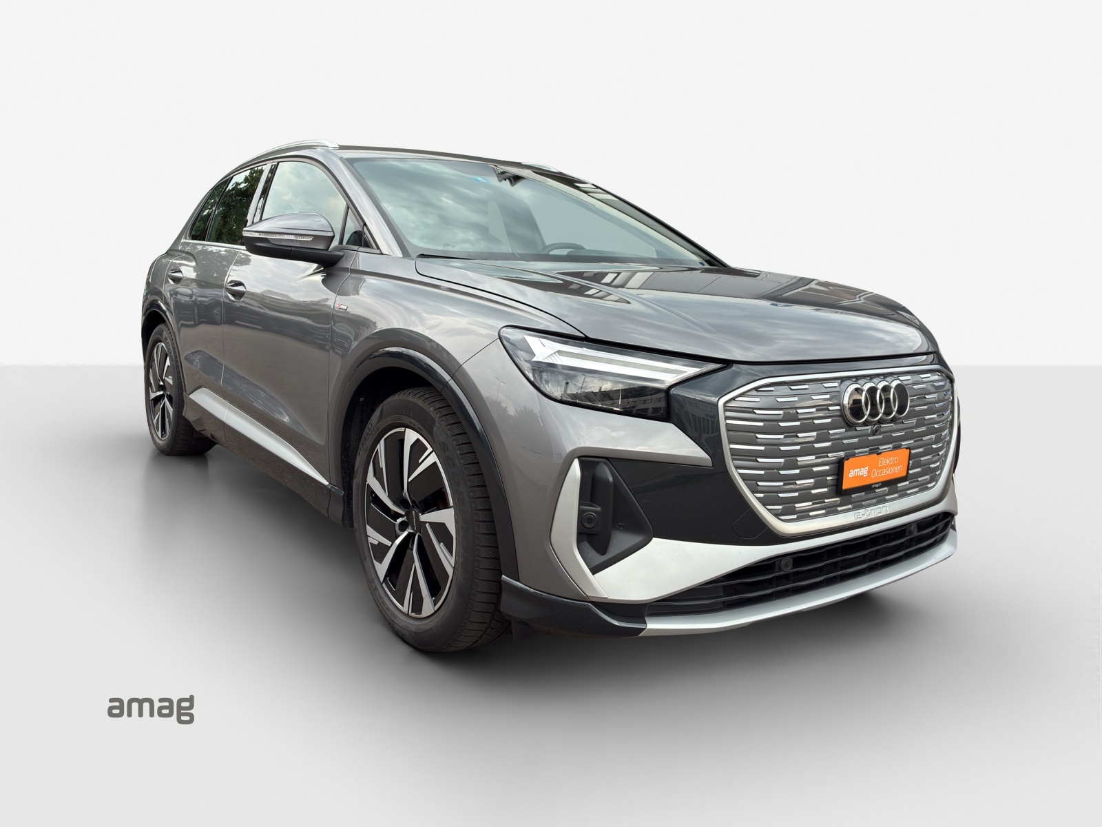 AUDI Q4 e-tron 50 quattro-image-5
