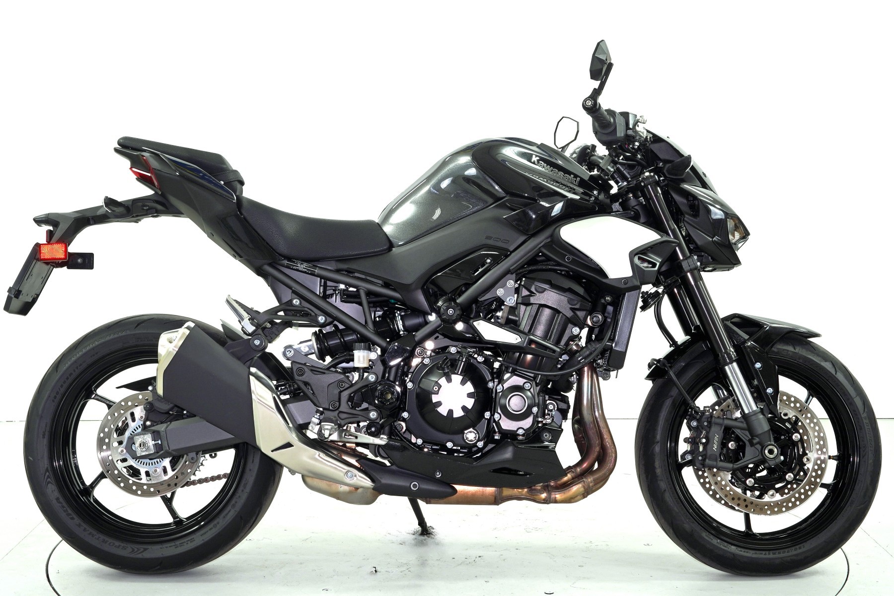 KAWASAKI Z 900 ABS-showroom-element-3