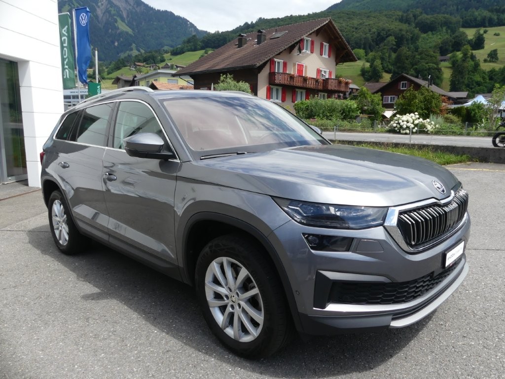 SKODA Kodiaq 2.0 TSI 4x4 Style-image-5