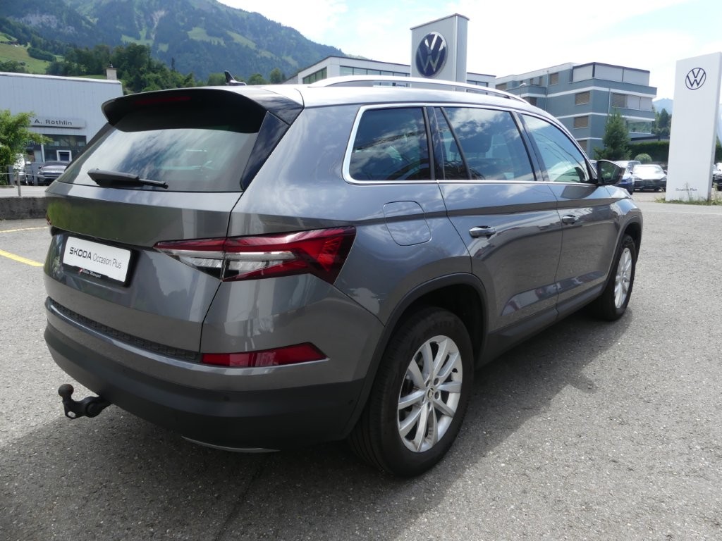 SKODA Kodiaq 2.0 TSI 4x4 Style-image-4