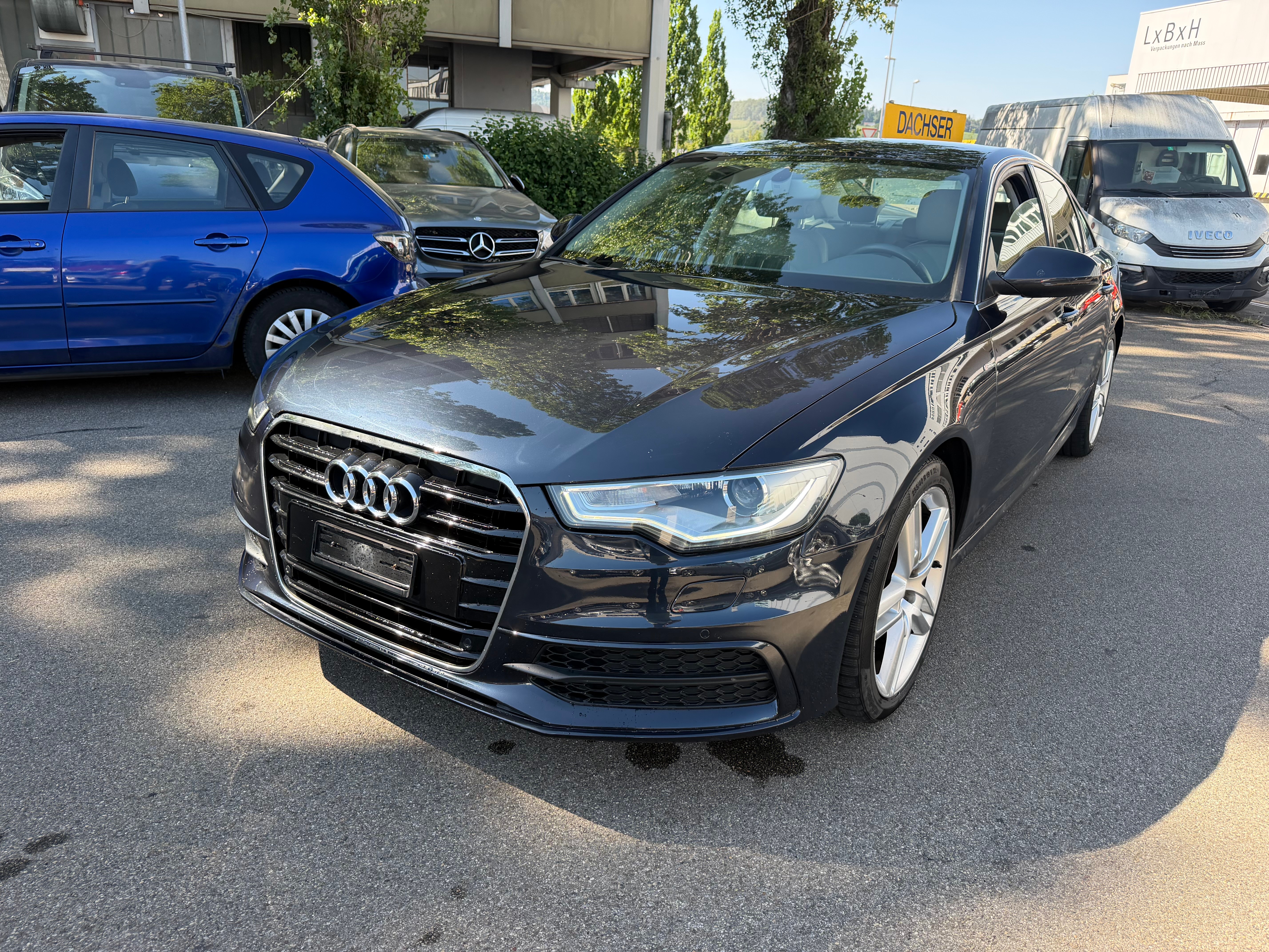 Car photo