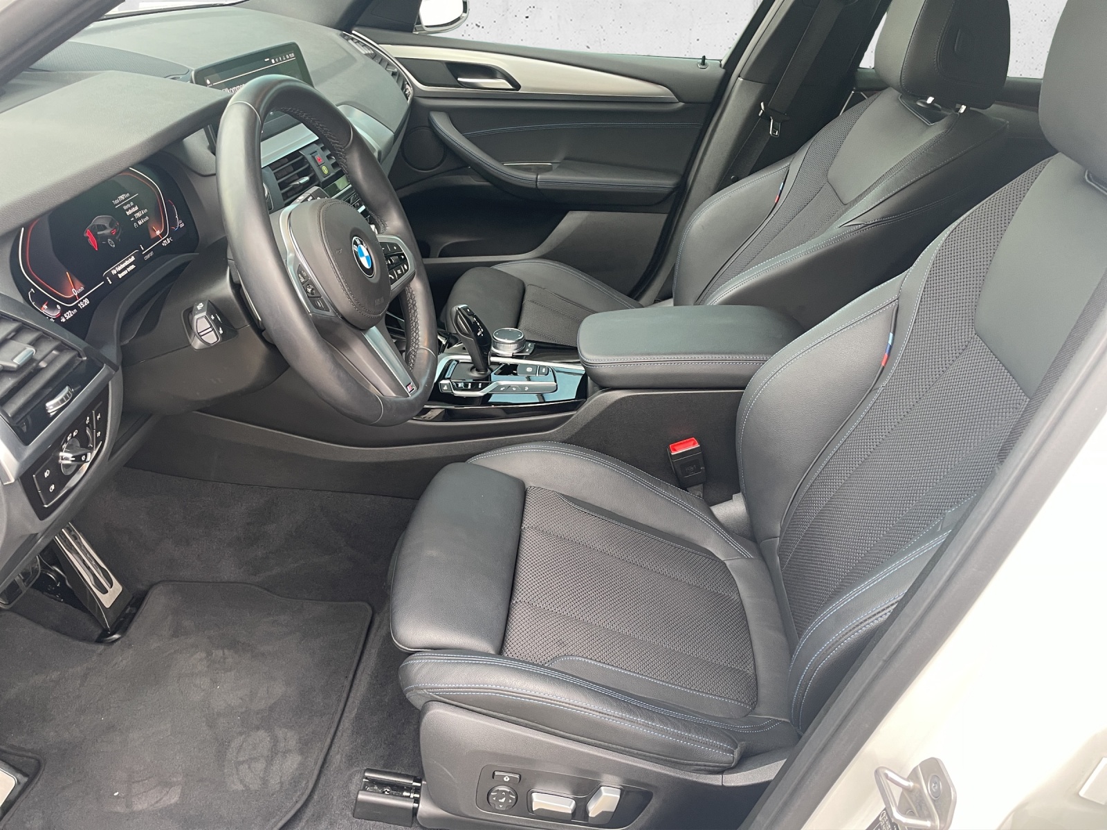 BMW X3 xDr 48V 20d M Sport-image-9