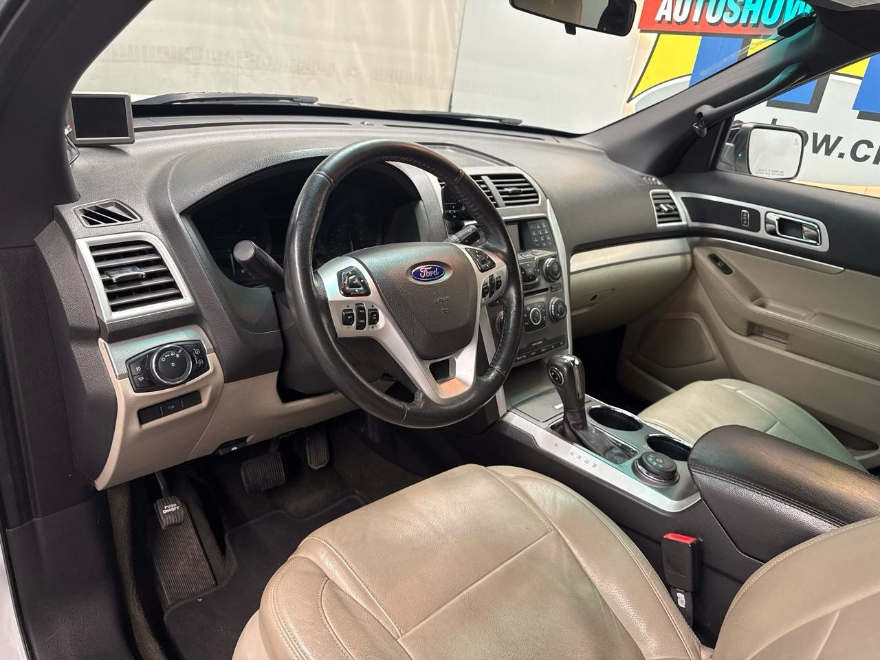 FORD Explorer 3.0 EcoB. Plug-in-Hybrid Platinum 4WD Aut.-showroom-element-2