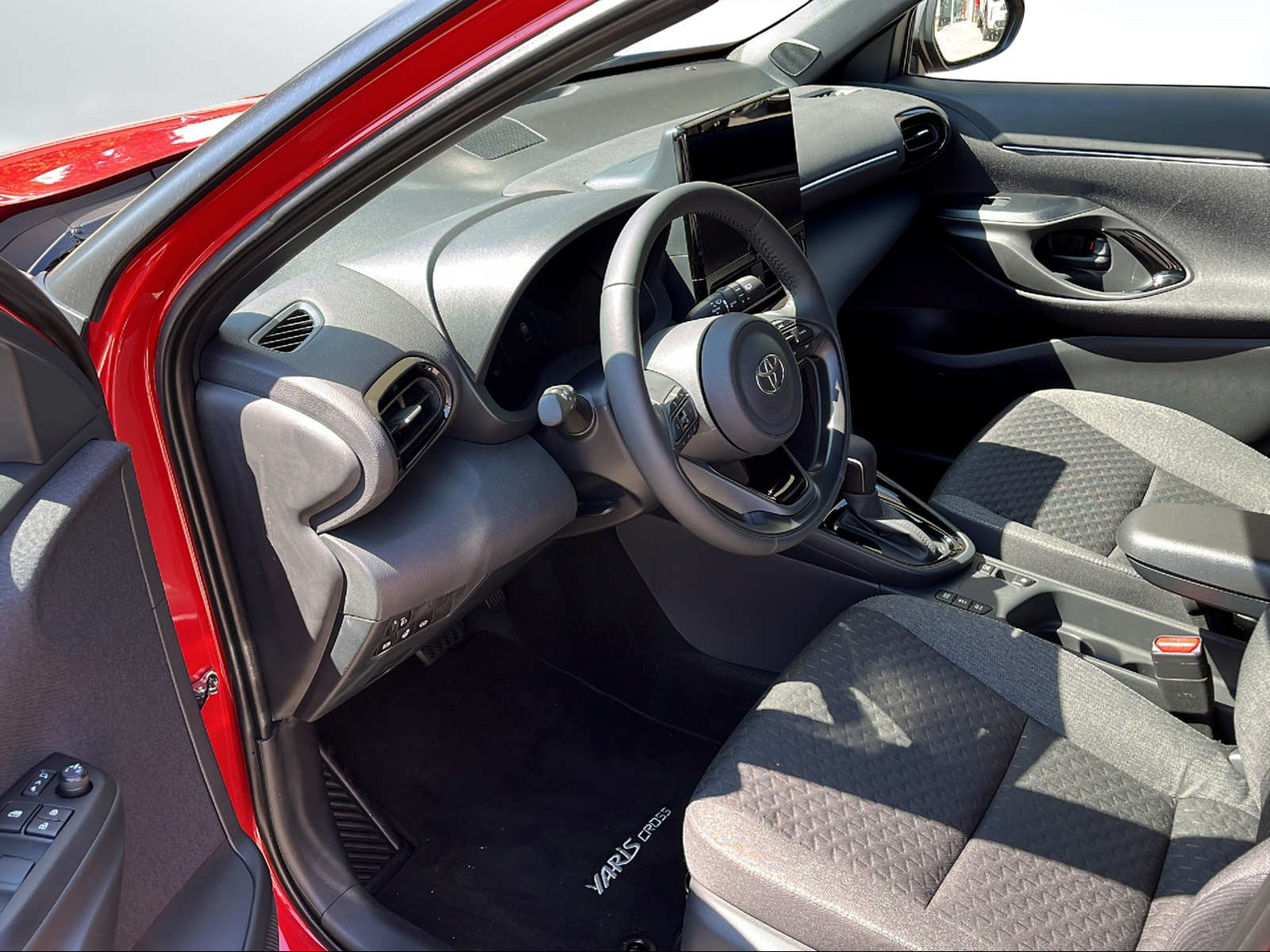 TOYOTA Yaris Cross 1.5 Trend AWDi e-CVT-image-5