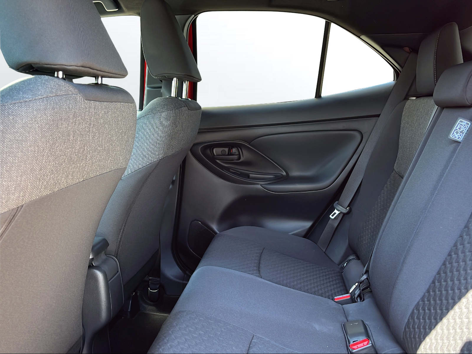 TOYOTA Yaris Cross 1.5 Trend AWDi e-CVT-image-7
