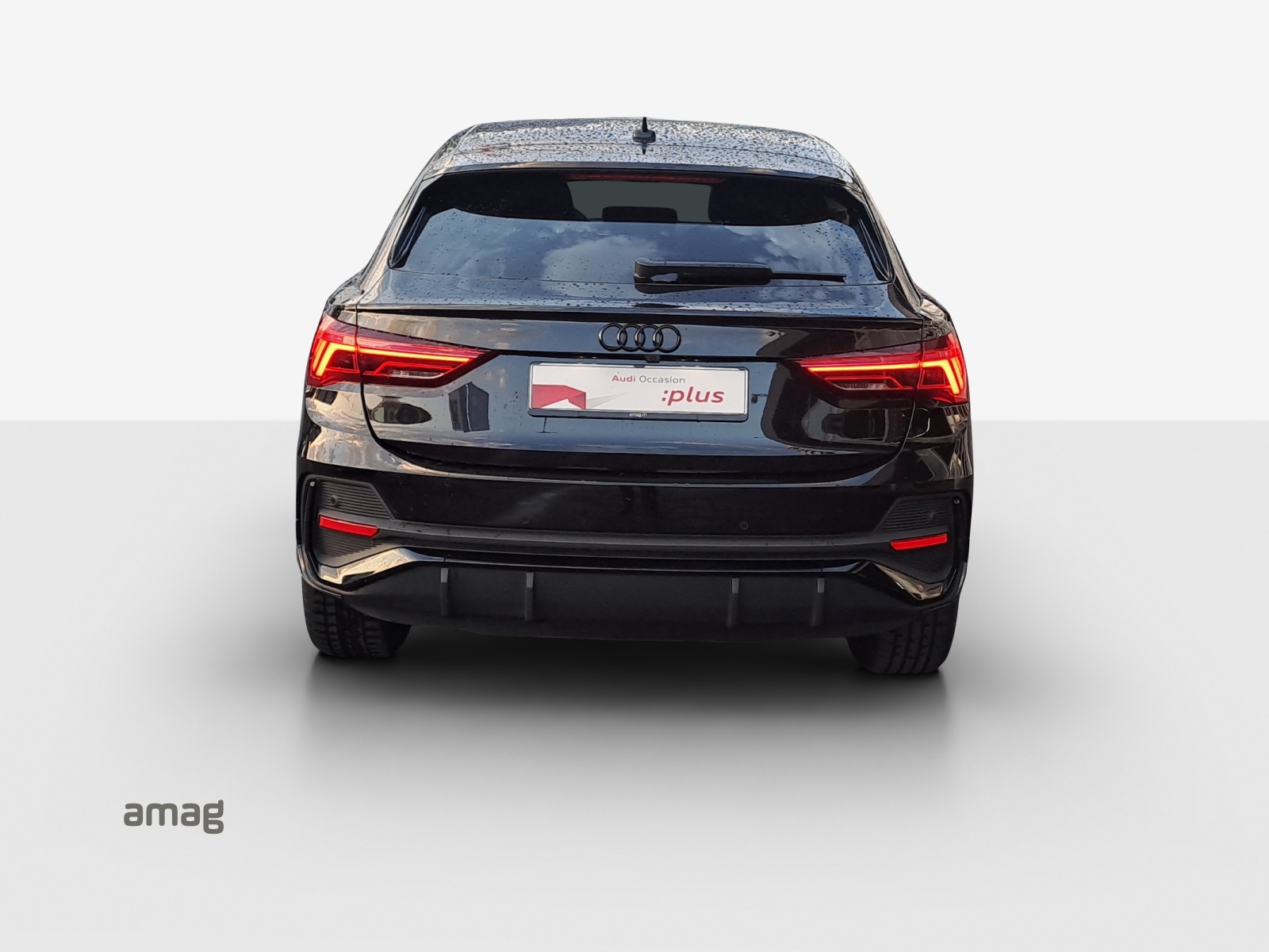 AUDI Q3 Sportback 45 TFSI e S line S-tronic-image-3