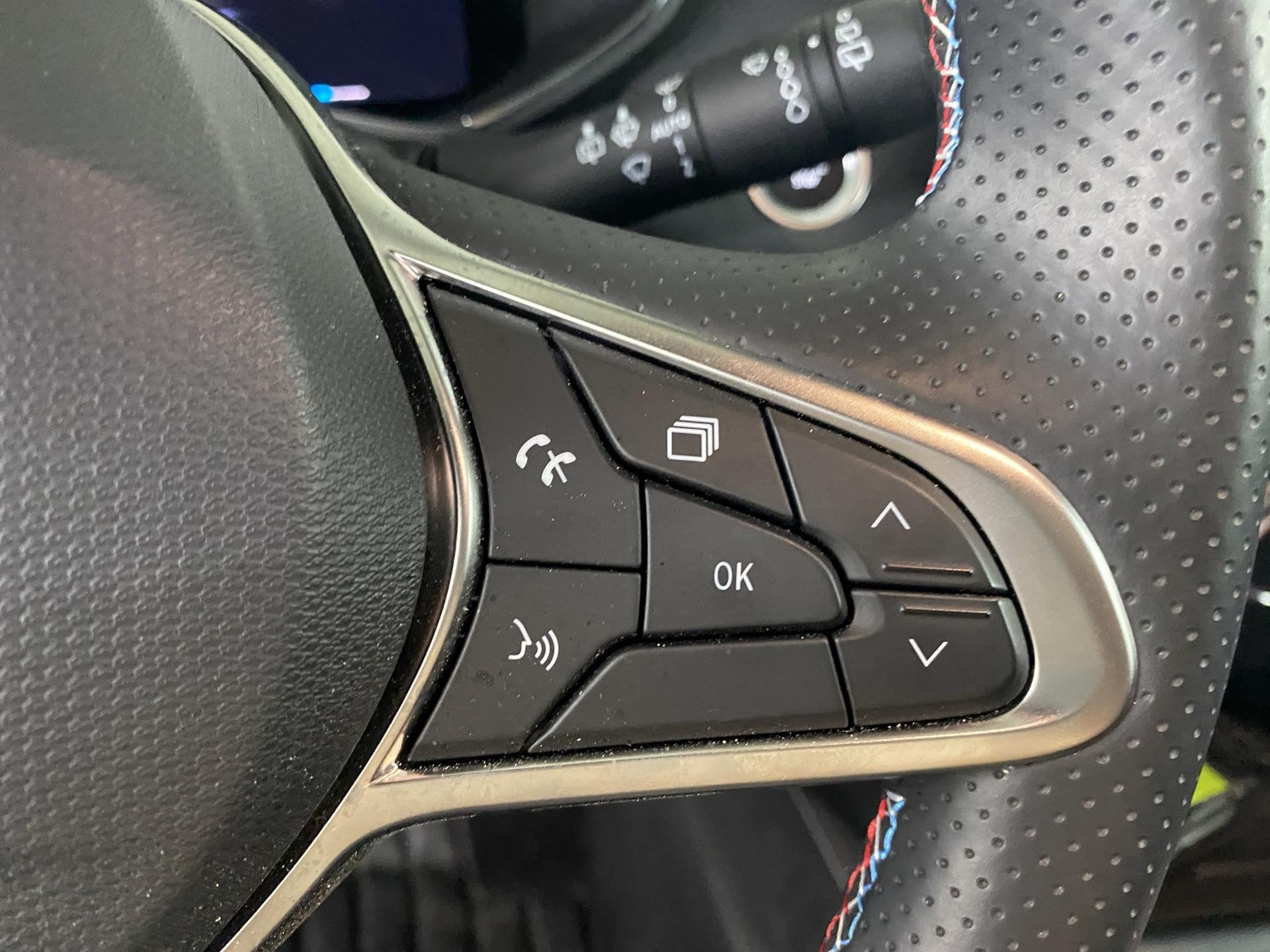 RENAULT Clio 1.6 E-Tech Esprit Alpine-image-16