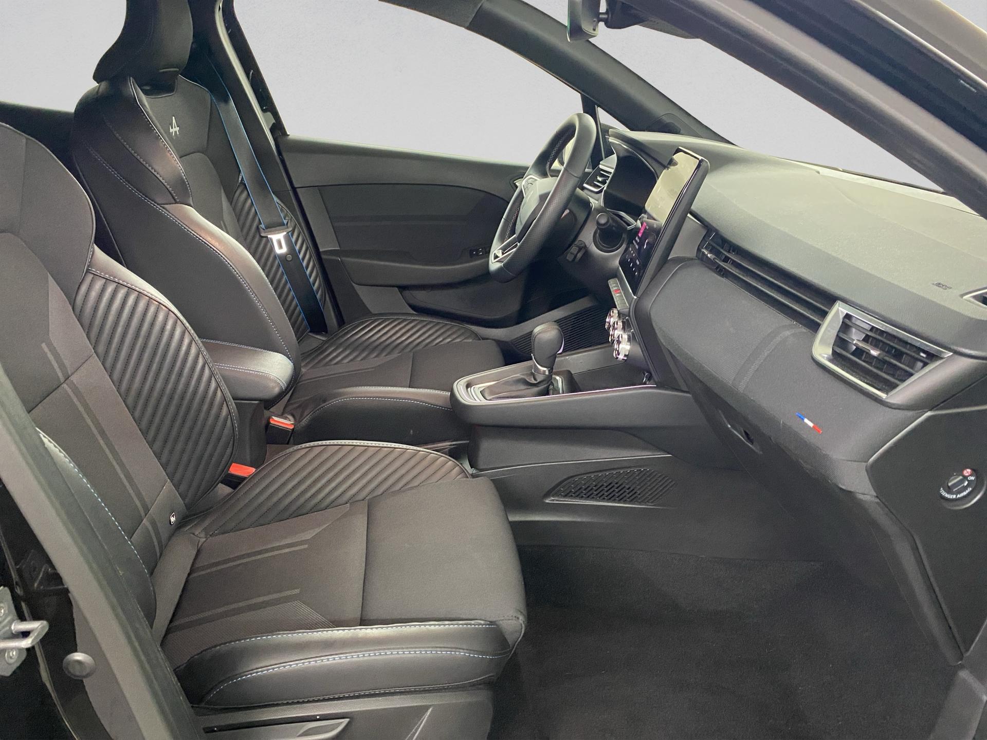RENAULT Clio 1.6 E-Tech Esprit Alpine-image-9
