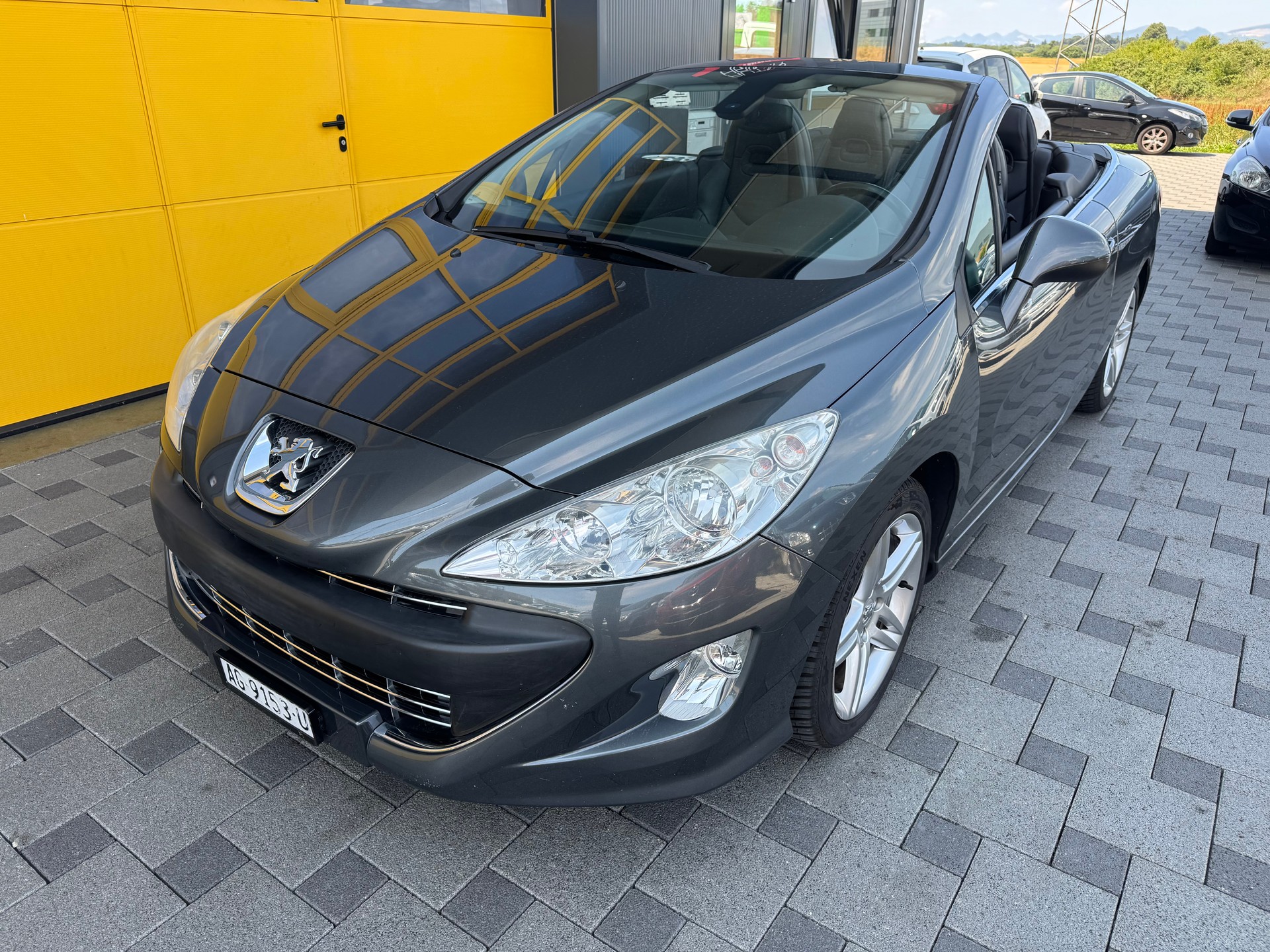 PEUGEOT 308 CC 1.6 16V Turbo Sport Pack Automatic-image-0