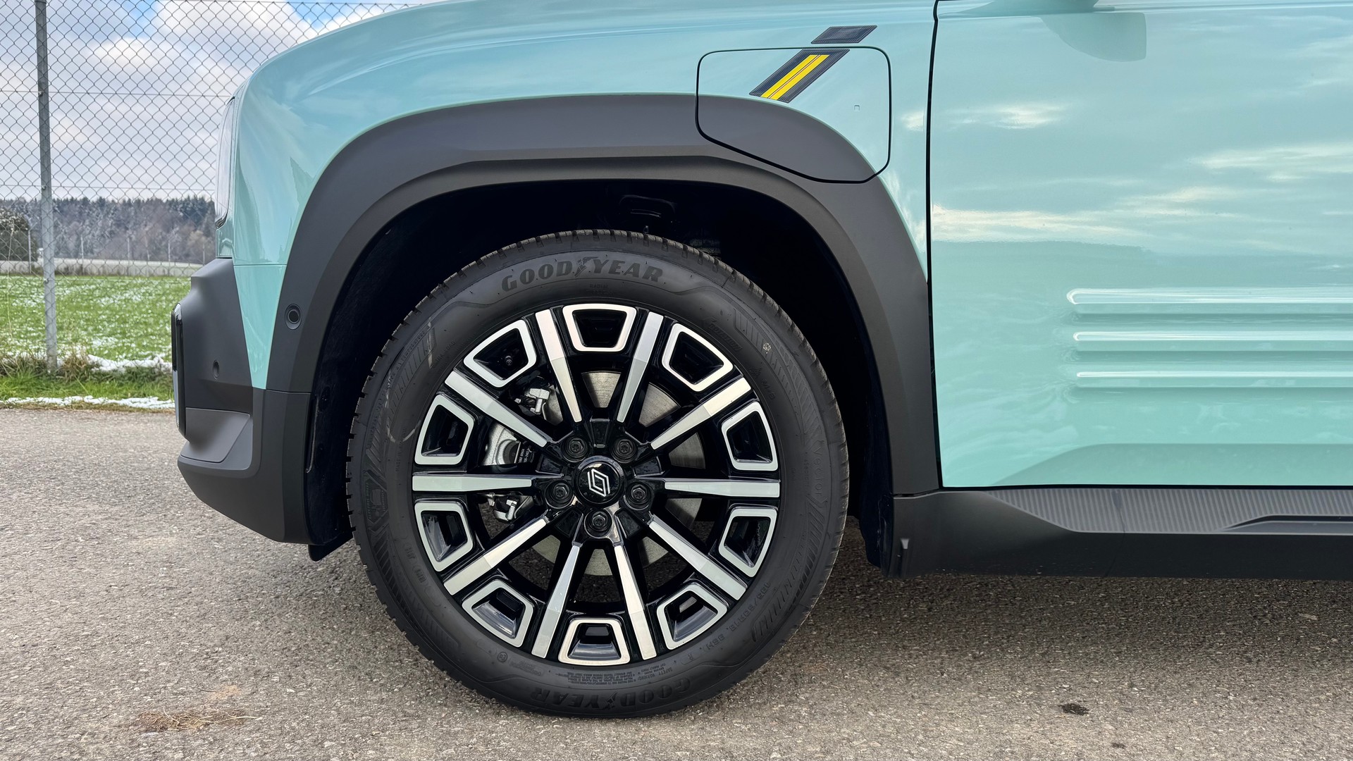 RENAULT R4 E-Tech Comfort Range 52 kWh Iconic * Vollausstattung * Toutes Options *-image-9