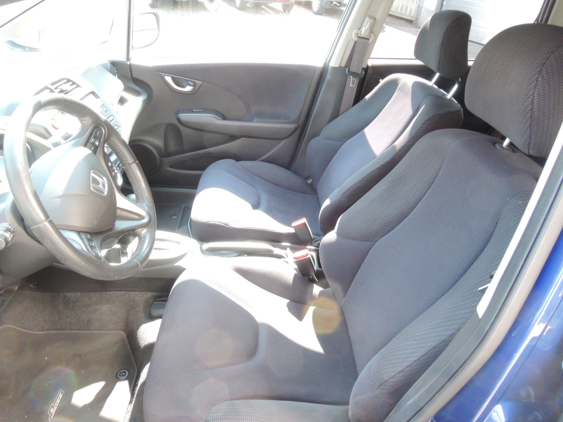 HONDA Jazz 1.4i Exclusive CVT-image-6