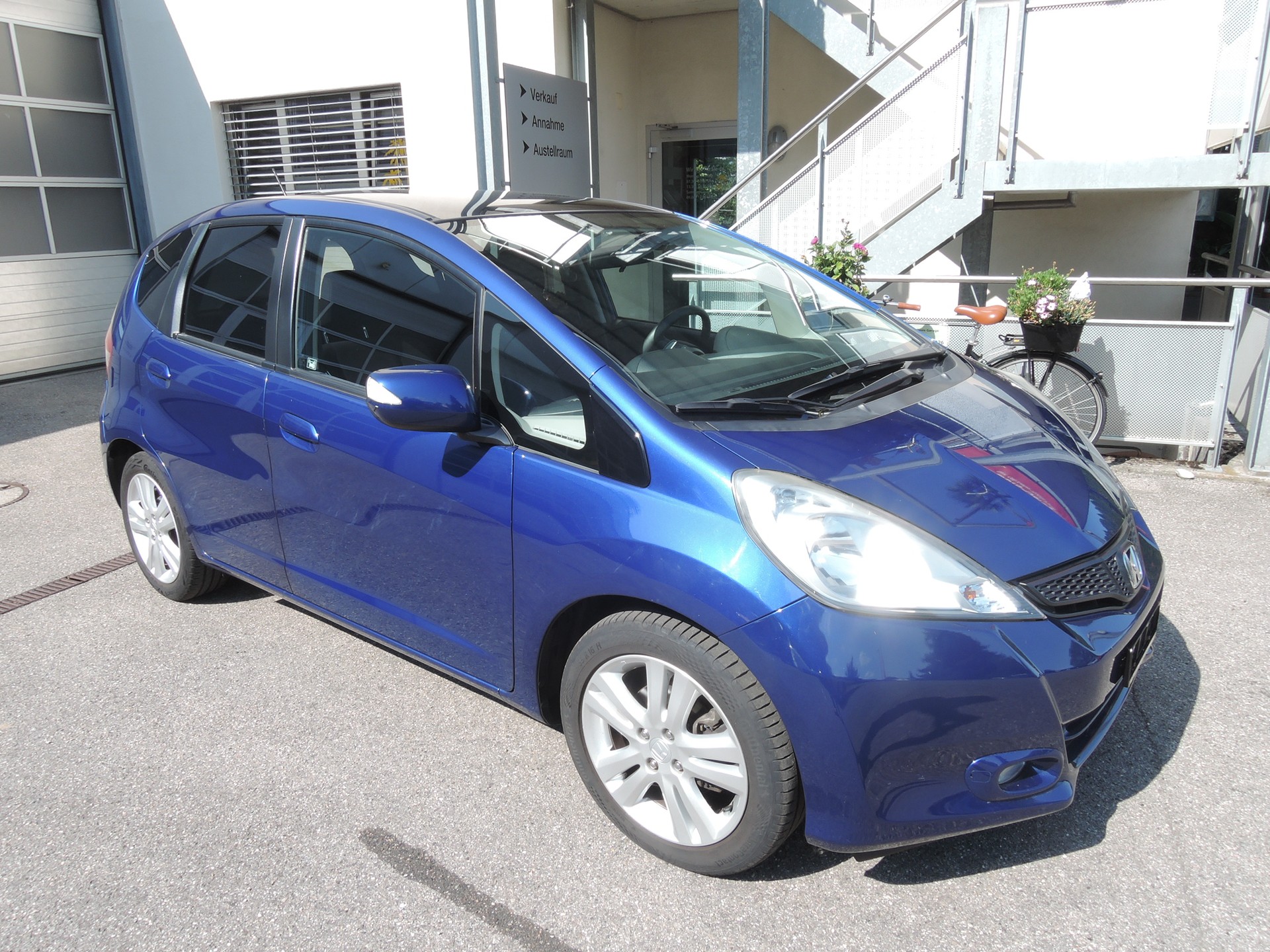 HONDA Jazz 1.4i Exclusive CVT-image-1