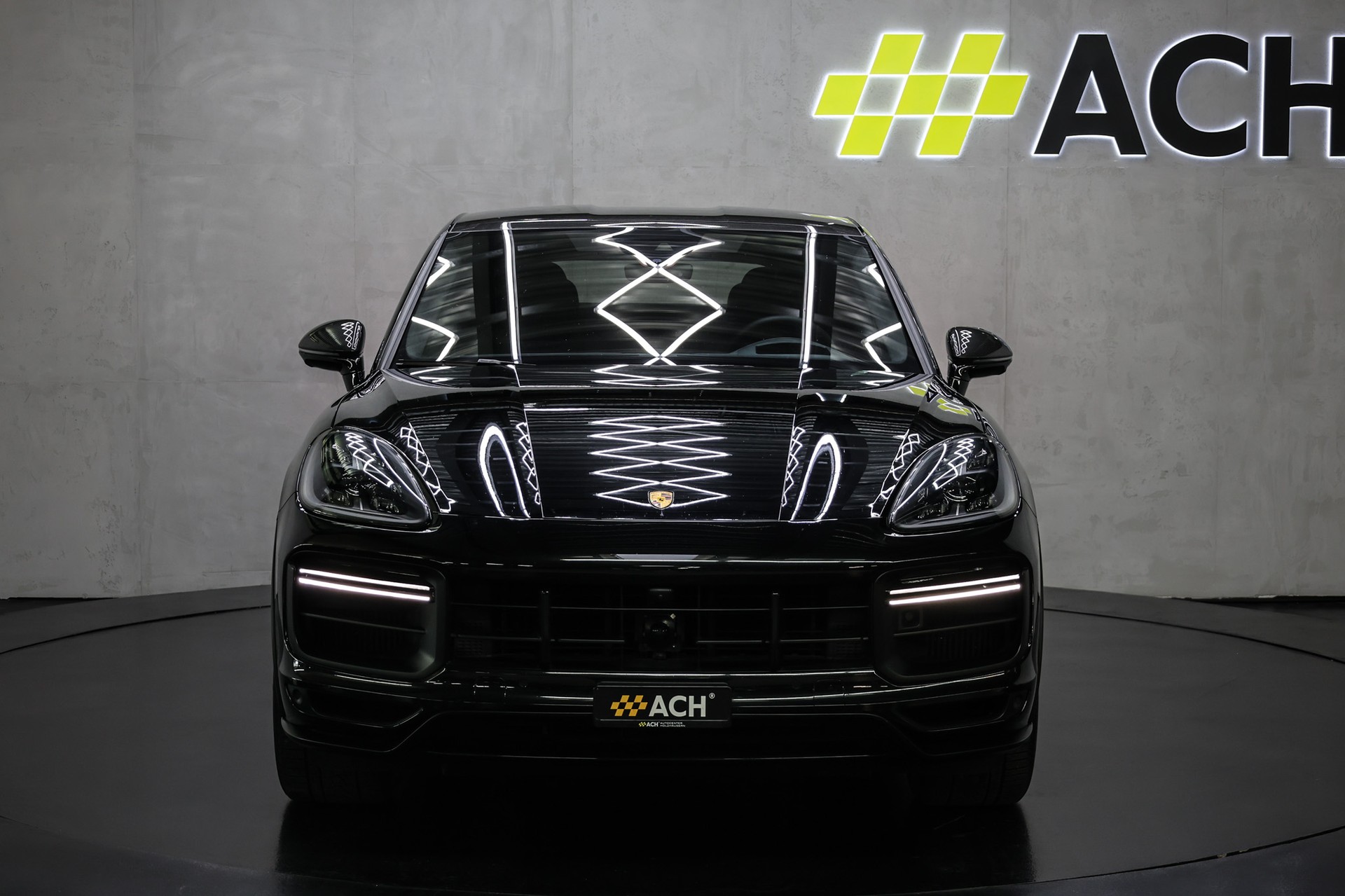 PORSCHE Cayenne Turbo GT Coupé 4.0 V8-image-1