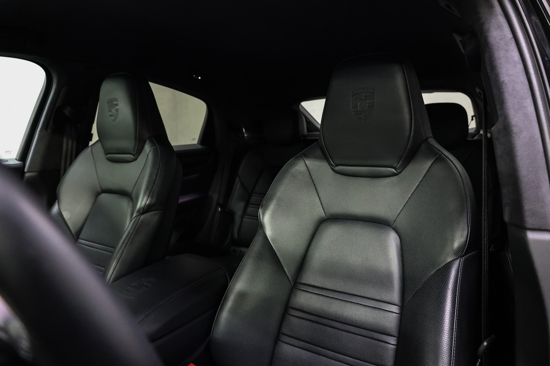 PORSCHE Cayenne Turbo GT Coupé 4.0 V8-image-16