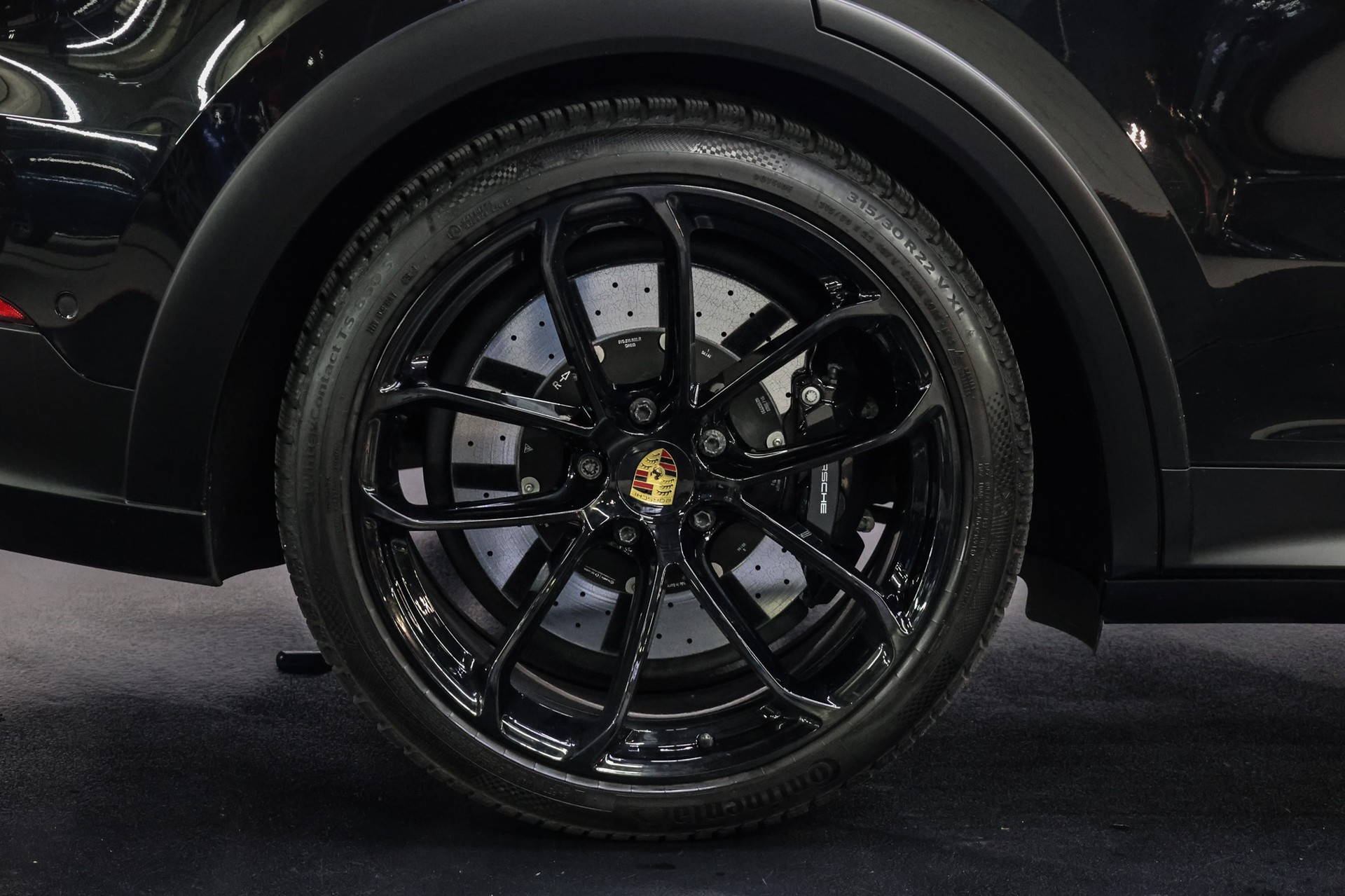 PORSCHE Cayenne Turbo GT Coupé 4.0 V8-image-43