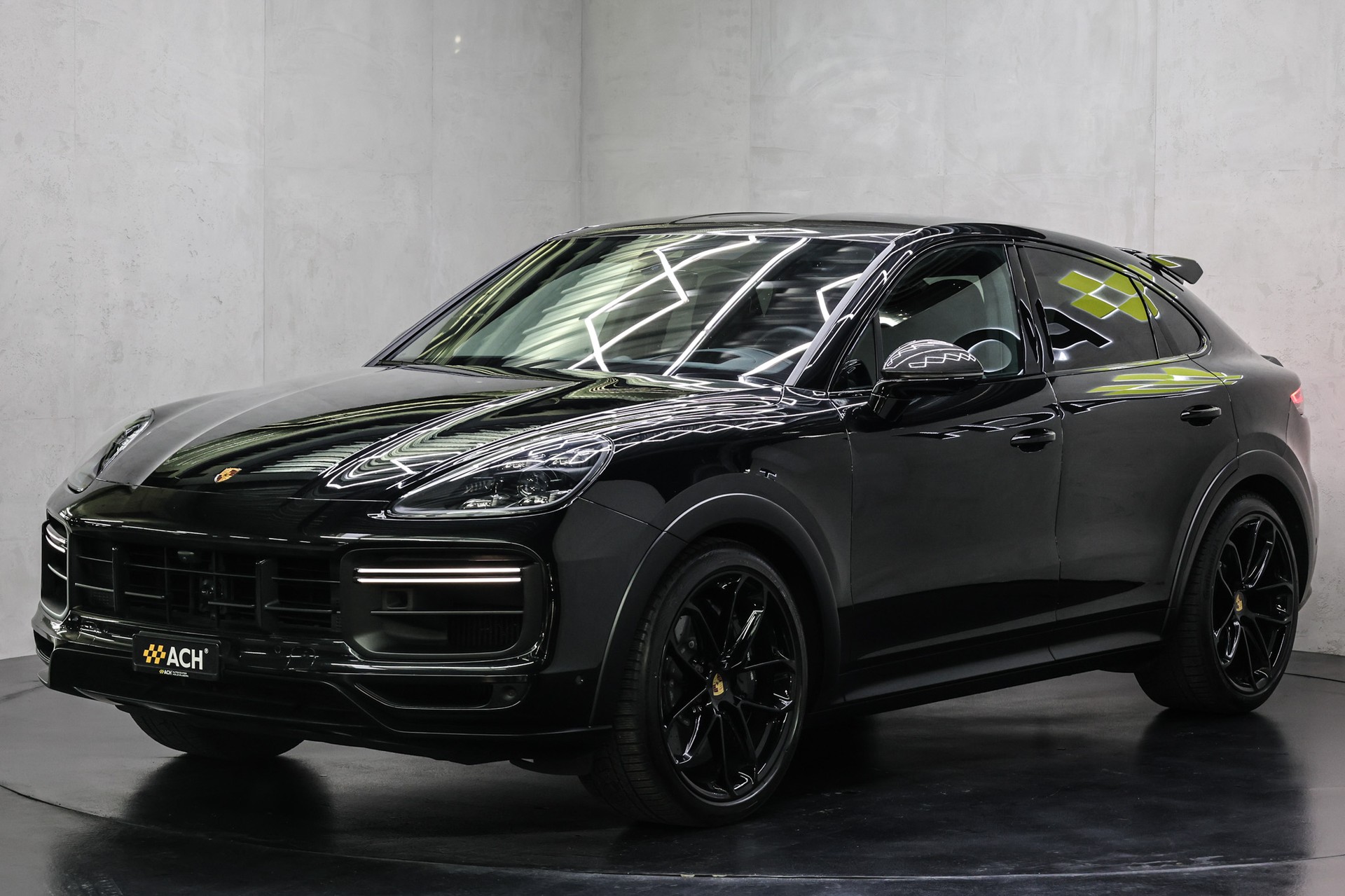 PORSCHE Cayenne Turbo GT Coupé 4.0 V8-image-2