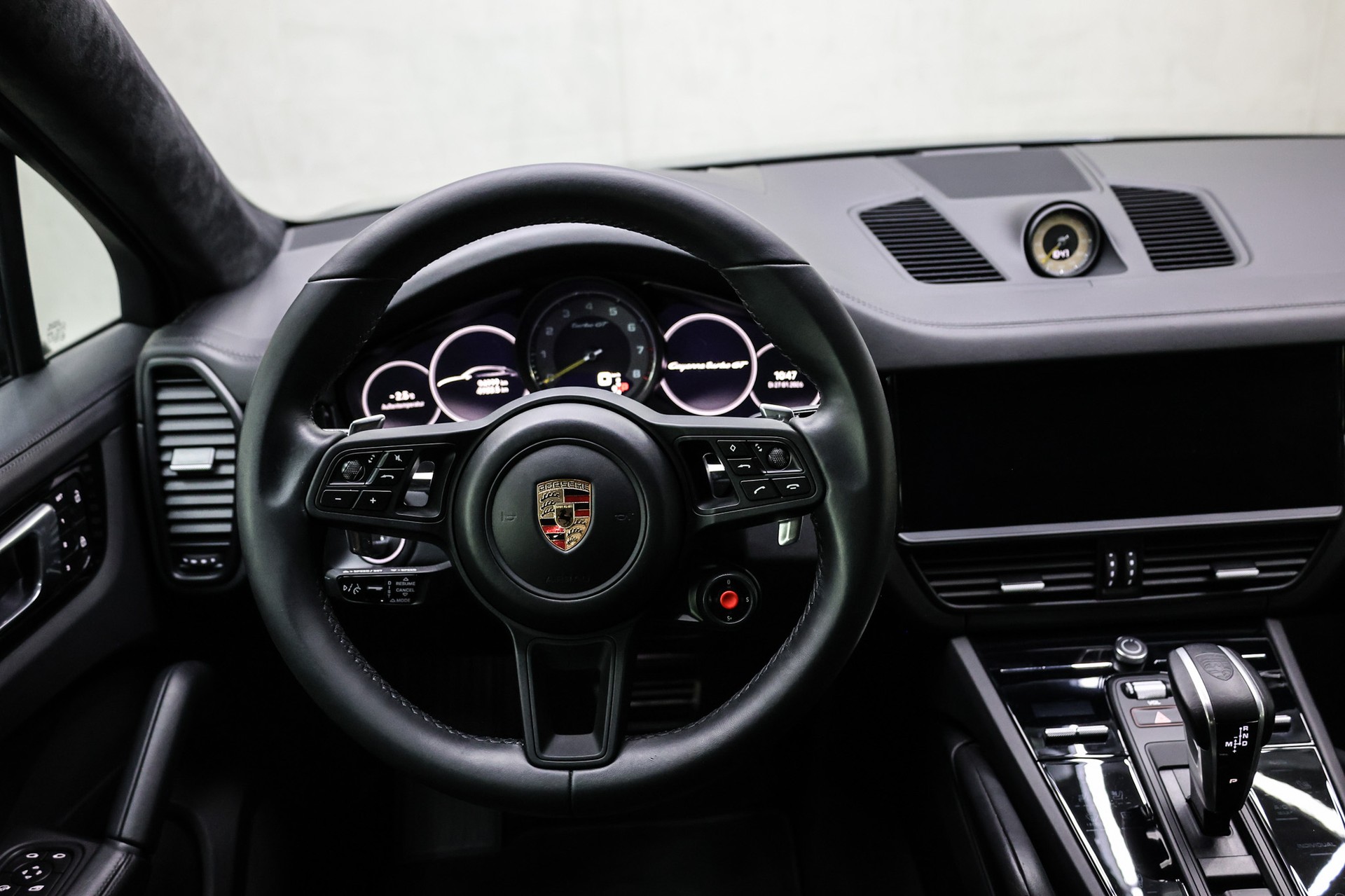 PORSCHE Cayenne Turbo GT Coupé 4.0 V8-image-31