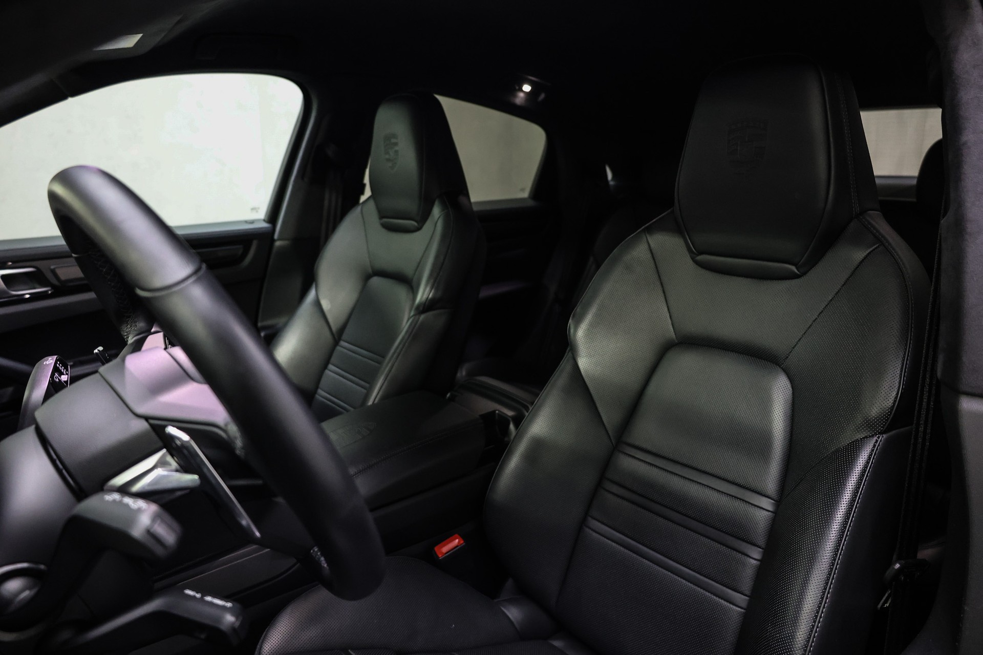 PORSCHE Cayenne Turbo GT Coupé 4.0 V8-image-22
