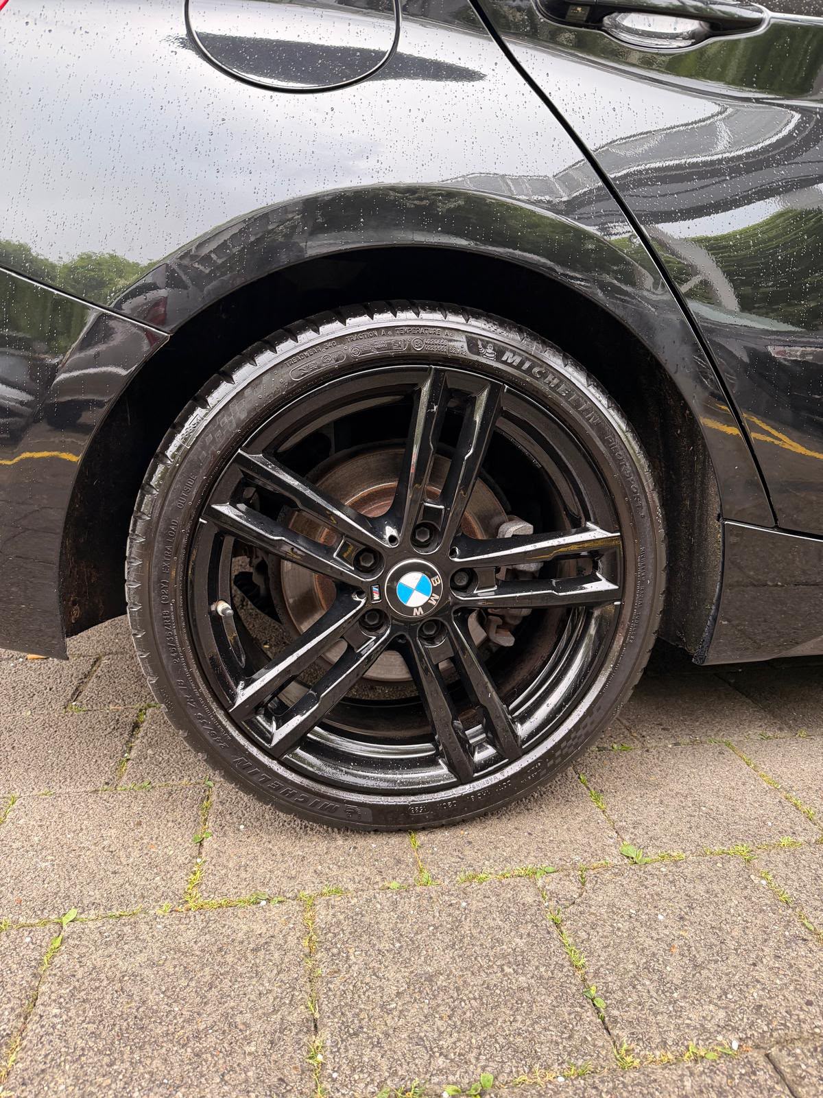 BMW 125i-image-3
