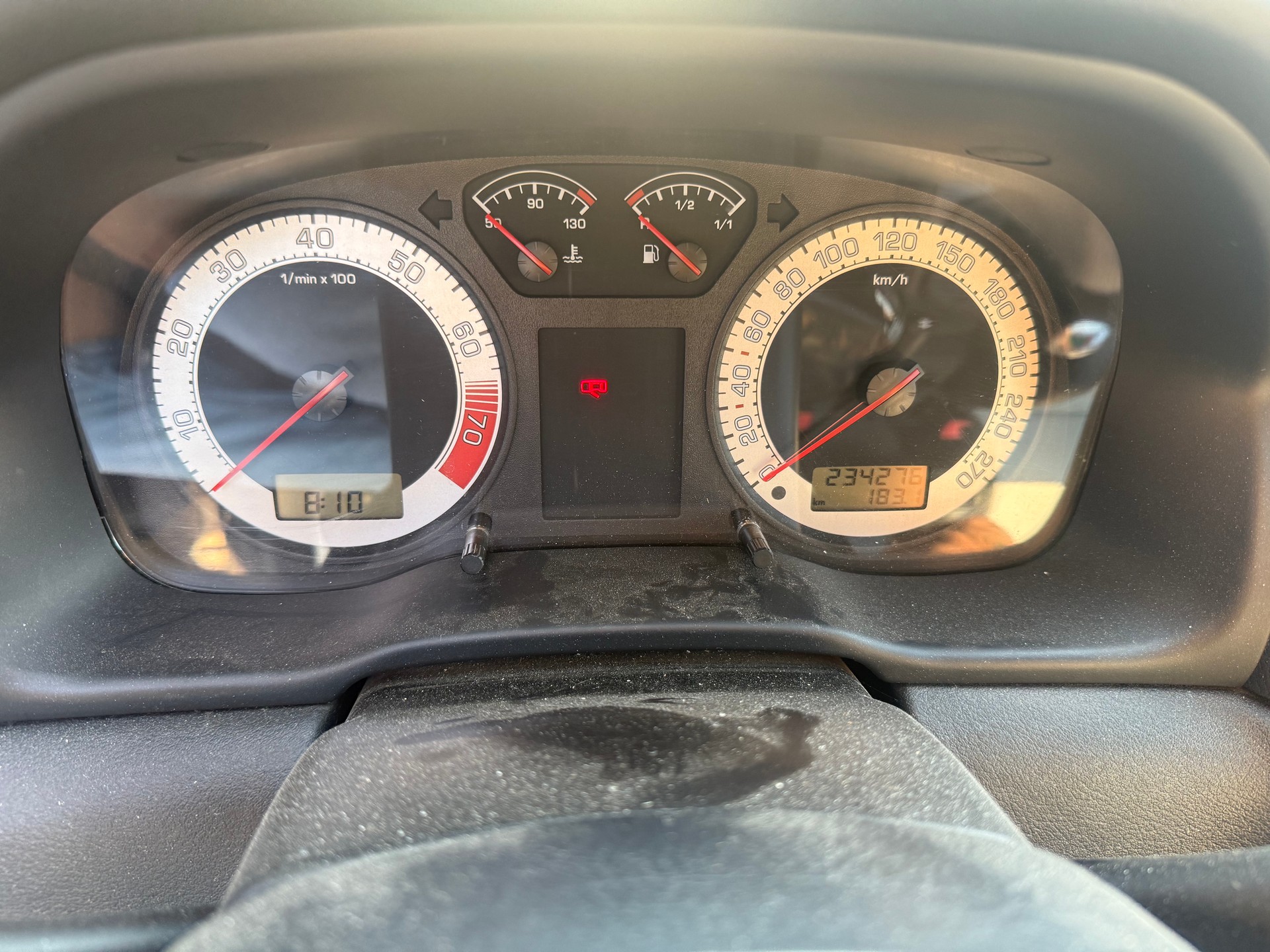 SKODA Octavia 1.8 Turbo RS-image-9
