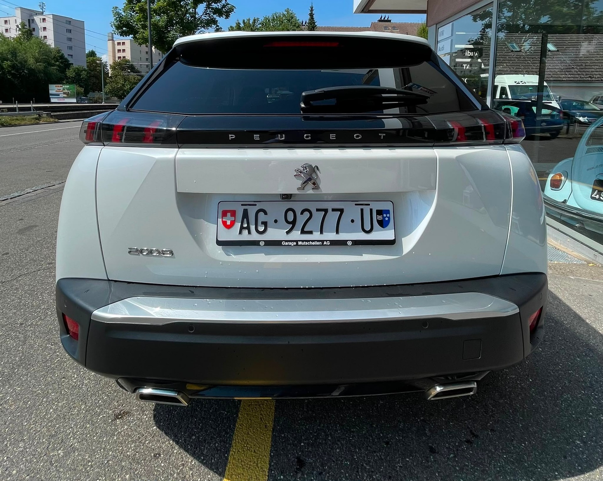 PEUGEOT Facelift 2008 1.2 PureTech Teuerste Version Allure Pack EAT8-image-4