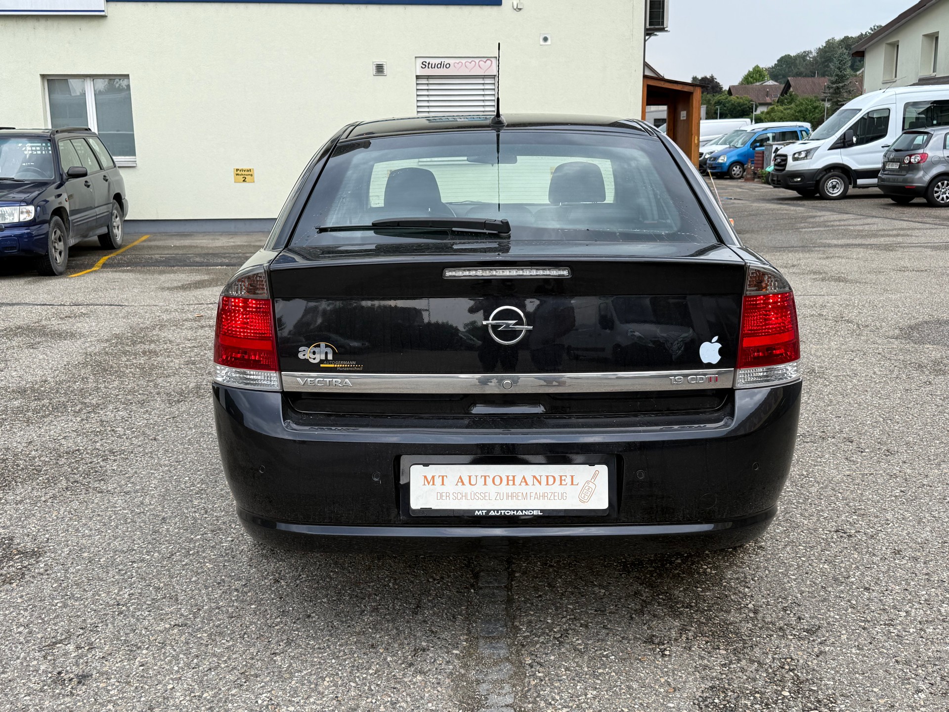 OPEL Vectra 1.9 CDTi 16V Diamond Automatic-image-5