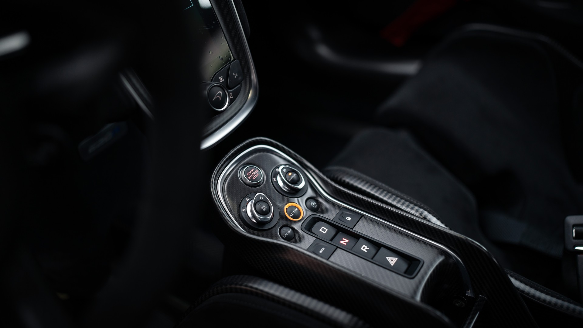 McLAREN 620R 1 of 225-image-12