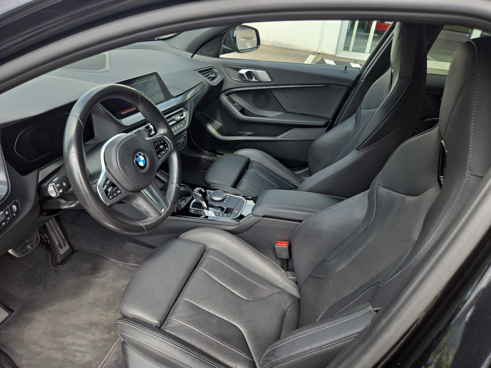 BMW M135i xDrive-image-8