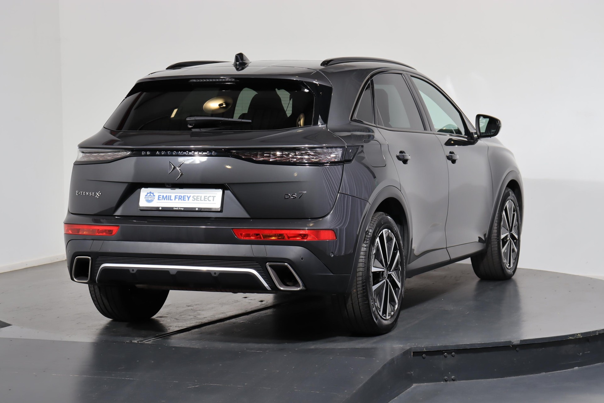 DS AUTOMOBILES 7 1.6 E-Tense Opéra 4x4-image-2