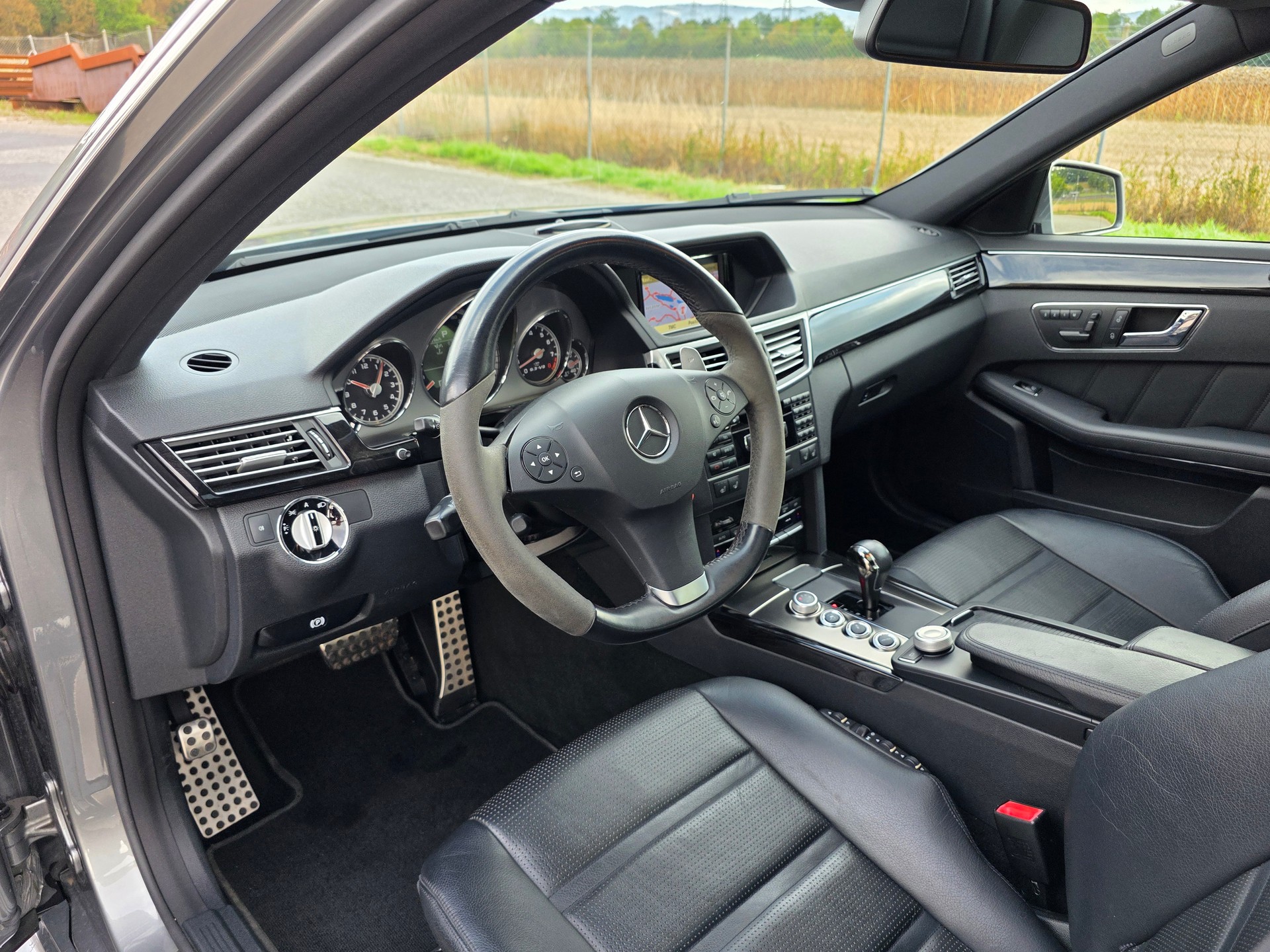 MERCEDES-BENZ E 63 AMG Speedshift MCT-image-10