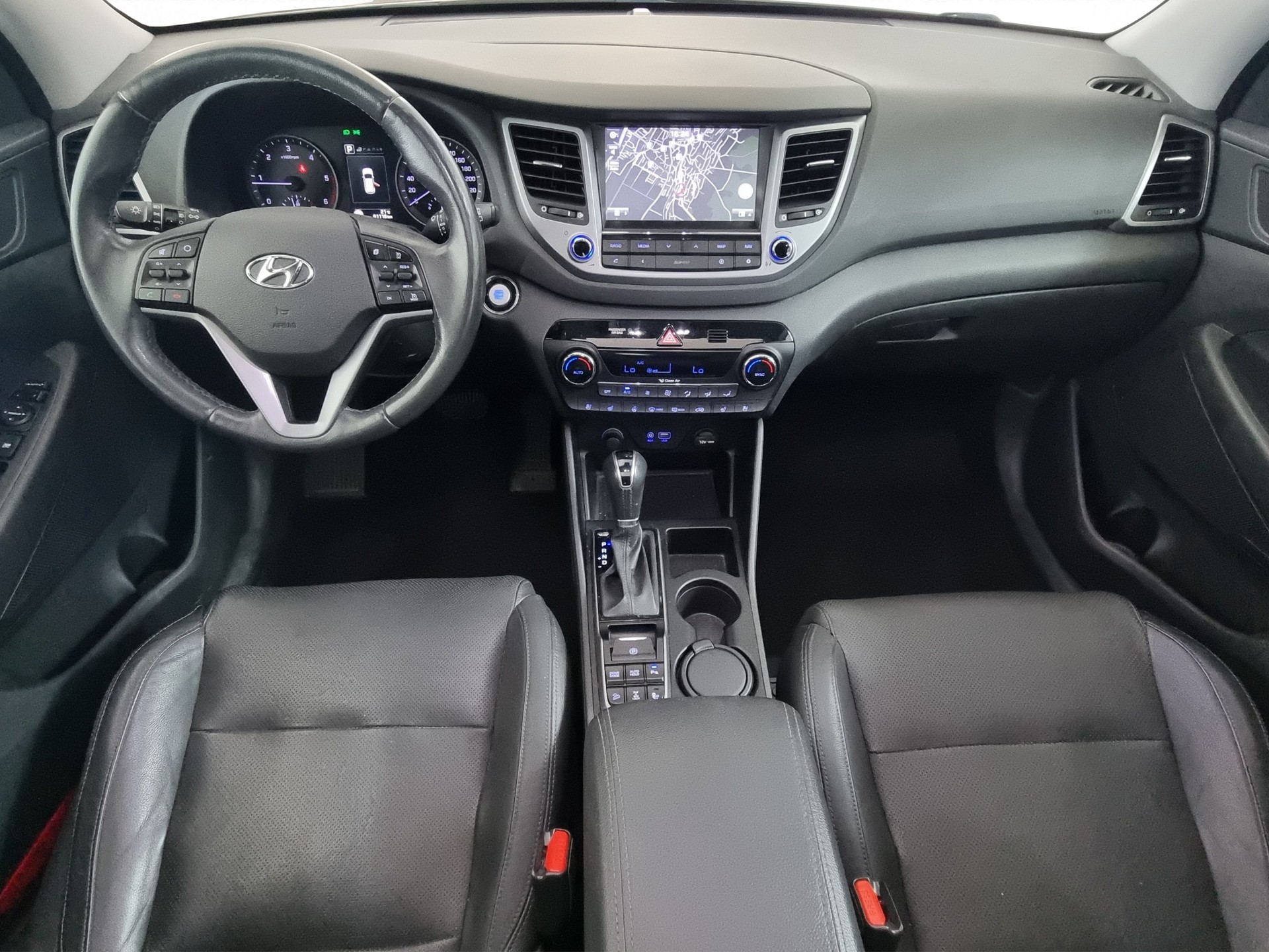 HYUNDAI Tucson 2.0 CRDI 185 Plena 4WD-image-7