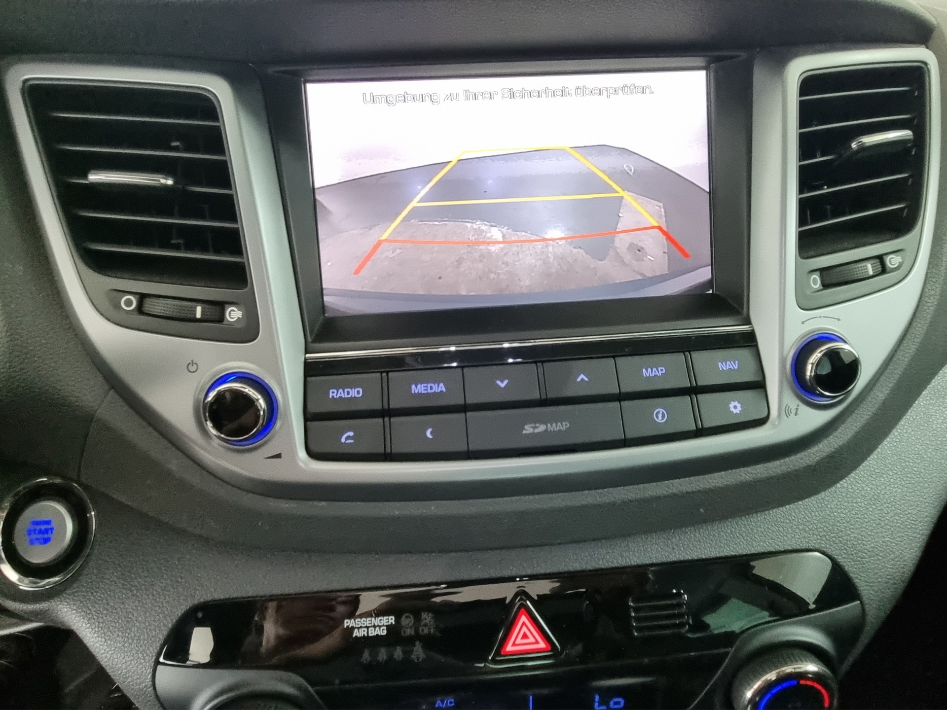 HYUNDAI Tucson 2.0 CRDI 185 Plena 4WD-image-15