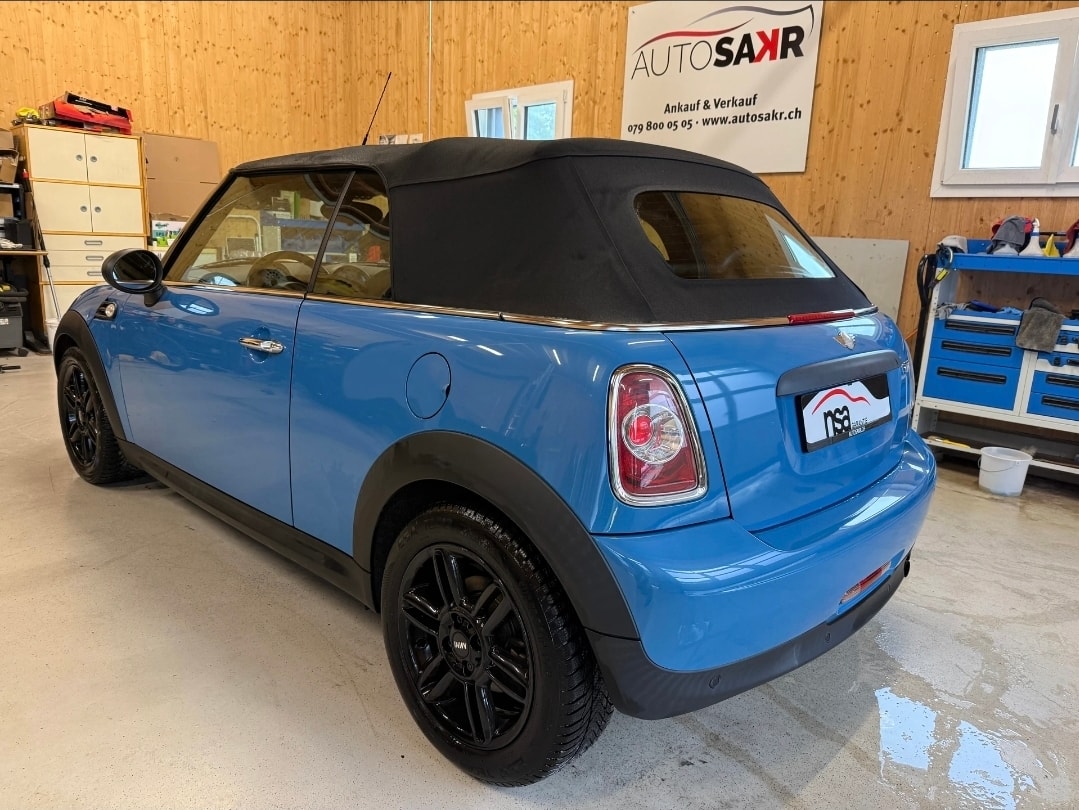 MINI One Cabriolet-image-6