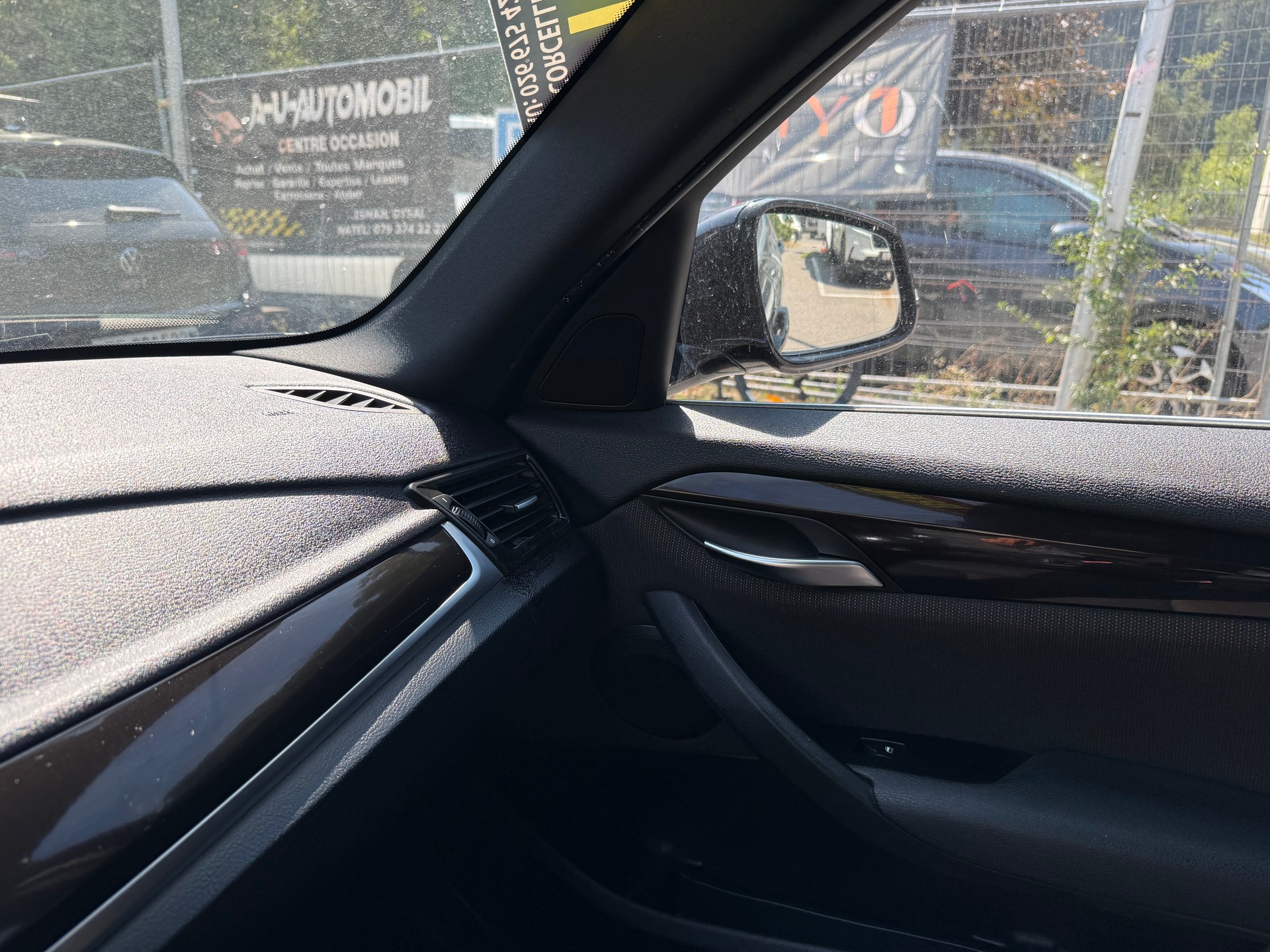 BMW X1 xDrive 18d xLine-image-26