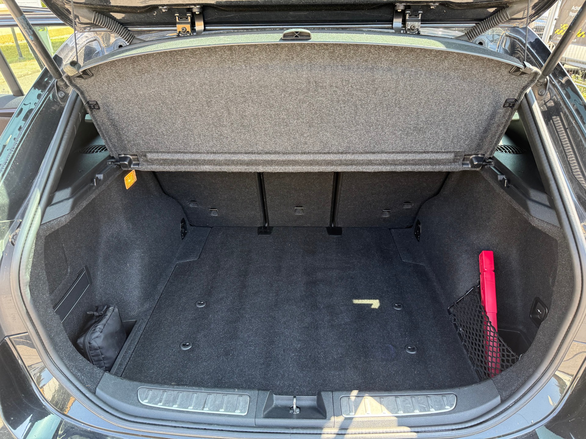 BMW X1 xDrive 18d xLine-image-10