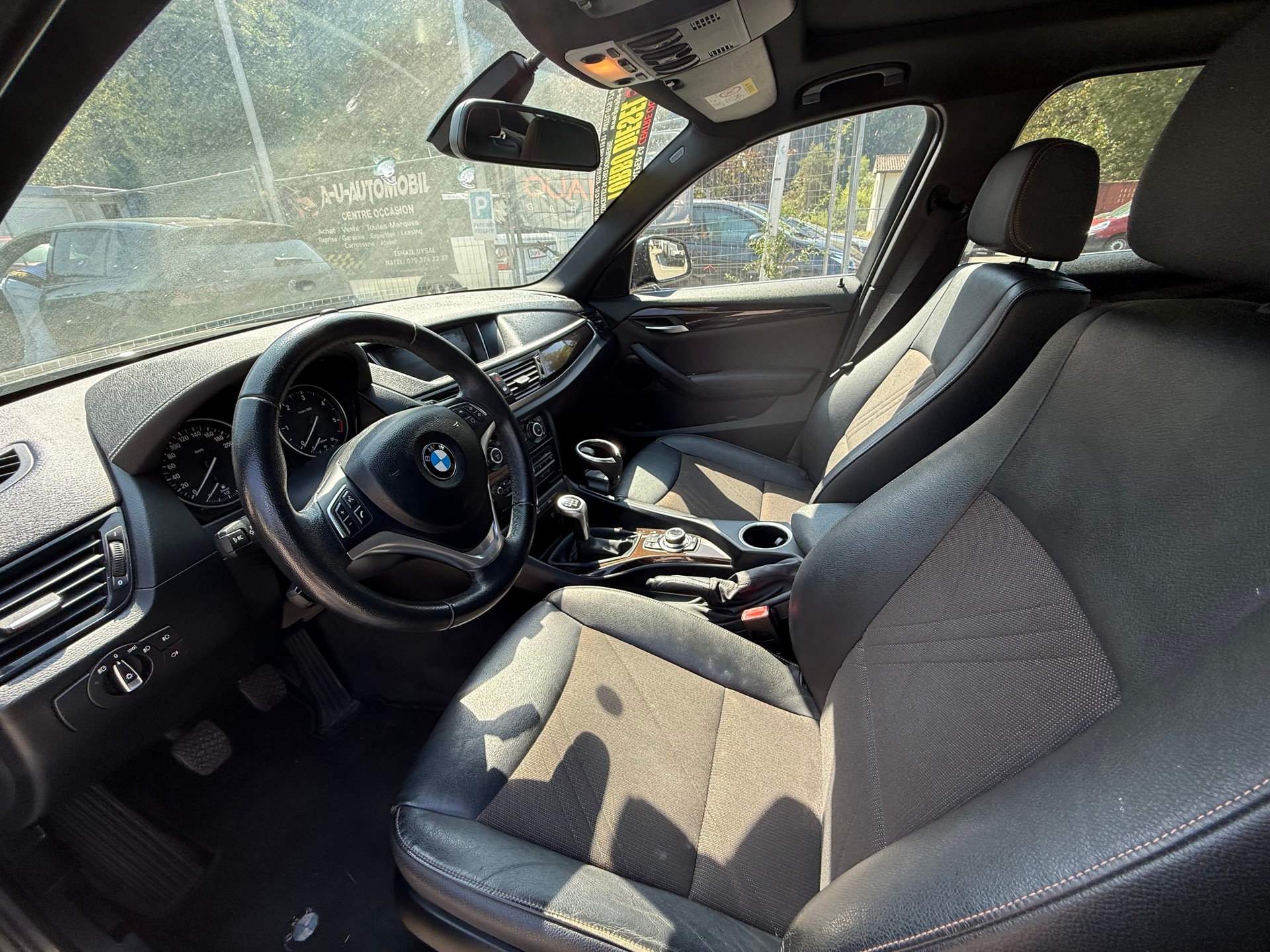 BMW X1 xDrive 18d xLine-image-8