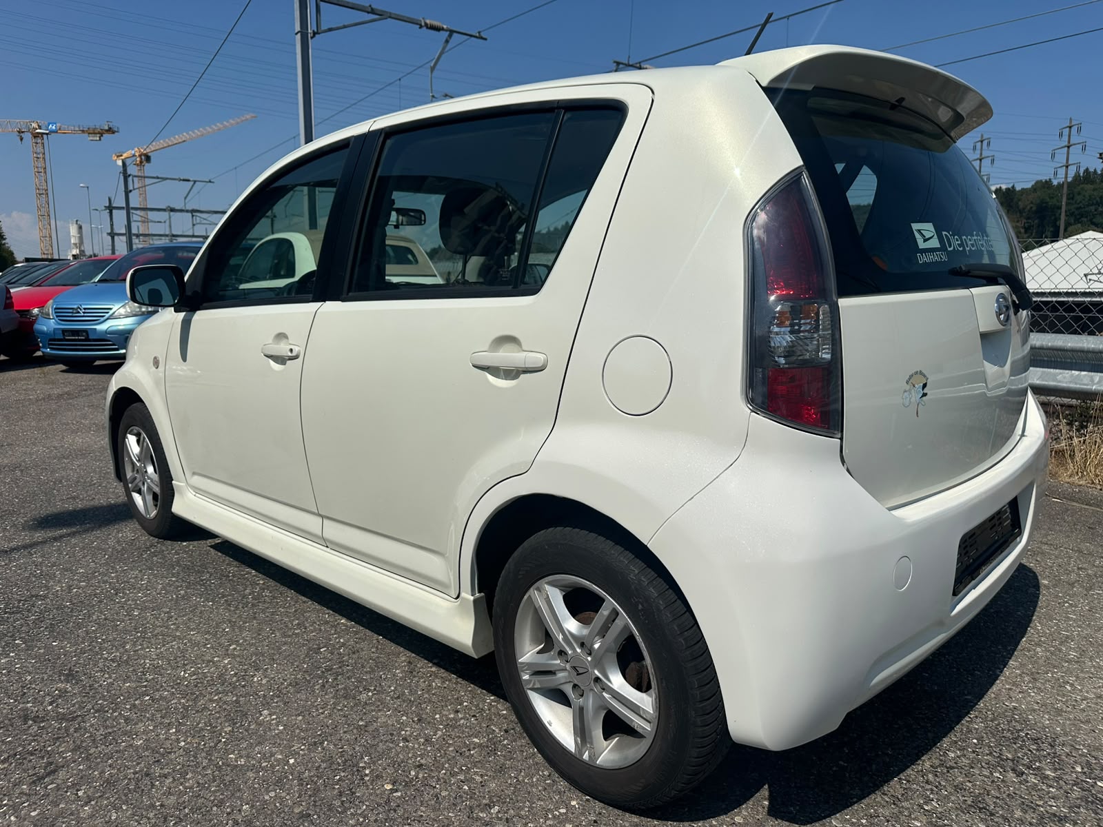 DAIHATSU Sirion 1.3 eco-4WD 4seasons-image-3