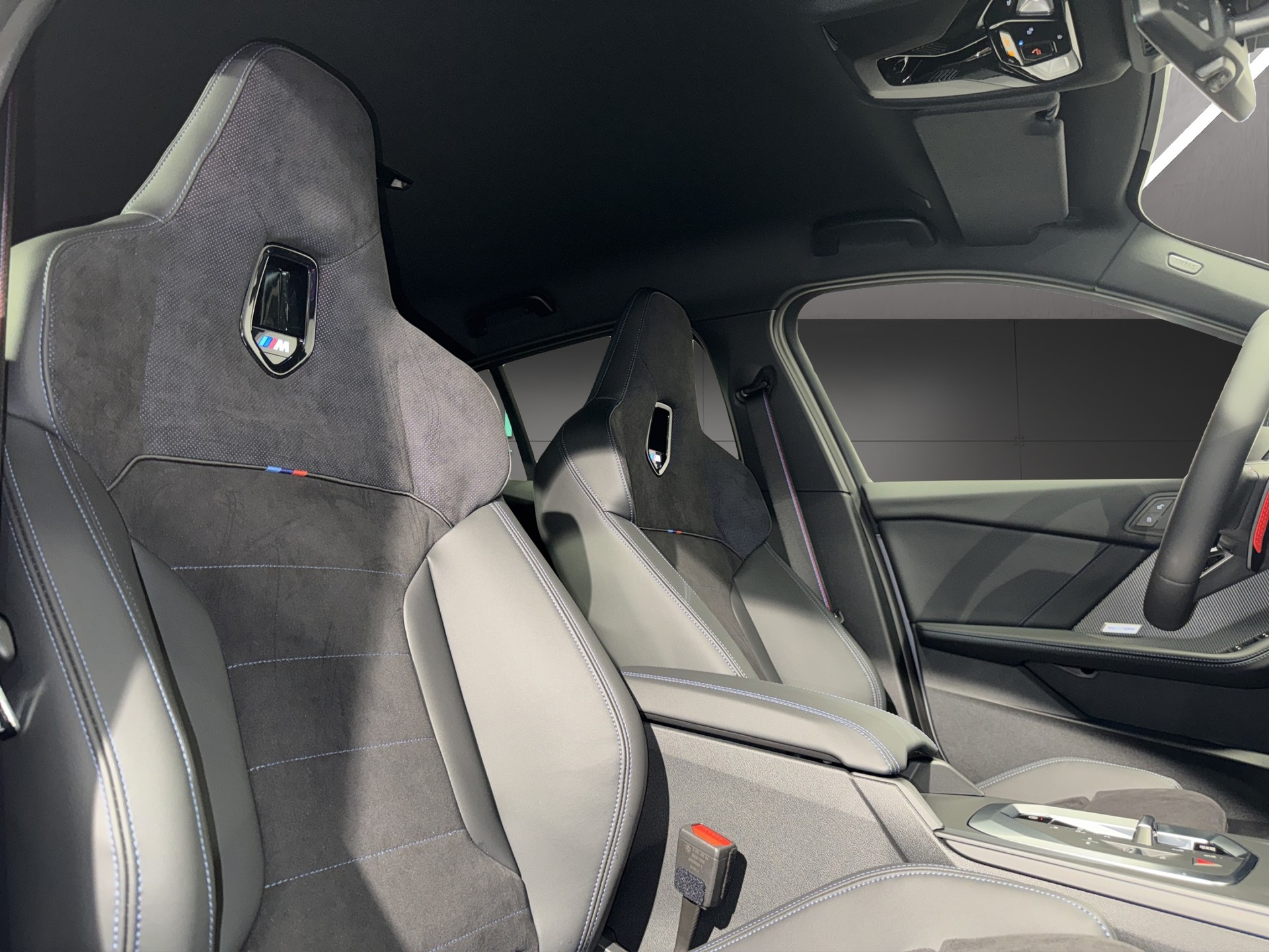 BMW M135i xDrive-image-15
