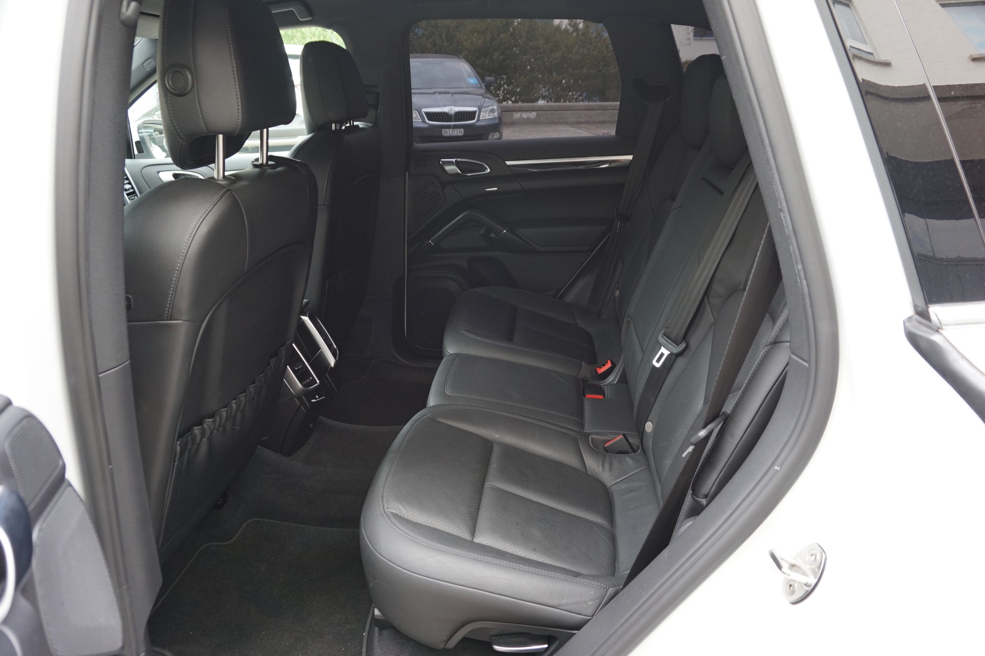 PORSCHE Cayenne Diesel-image-4