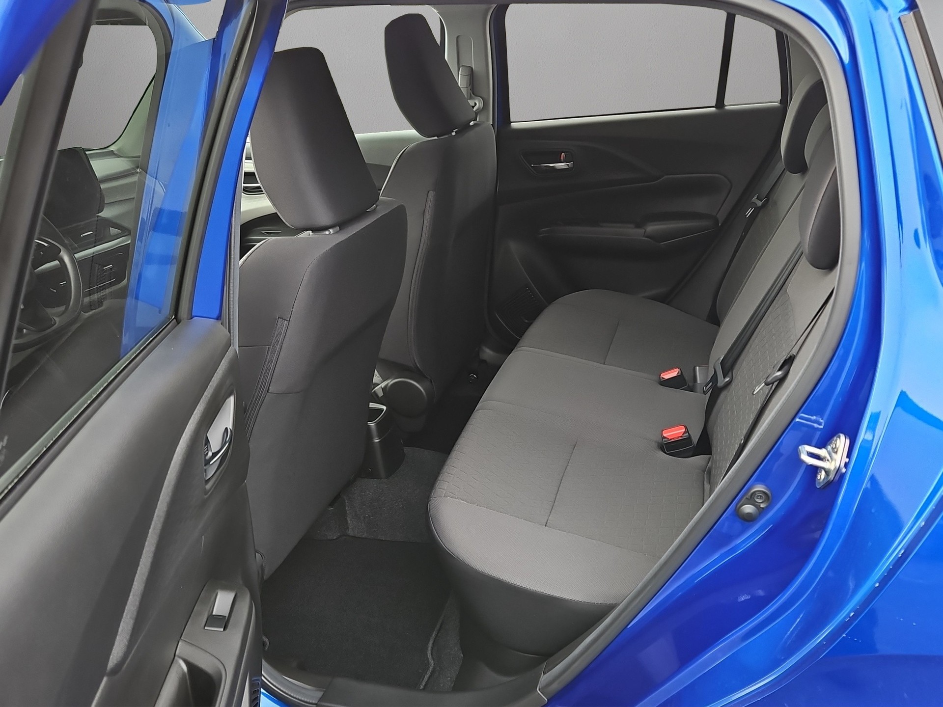 SUZUKI Swift 1.2 Compact Top Hybrid 4x4-image-5