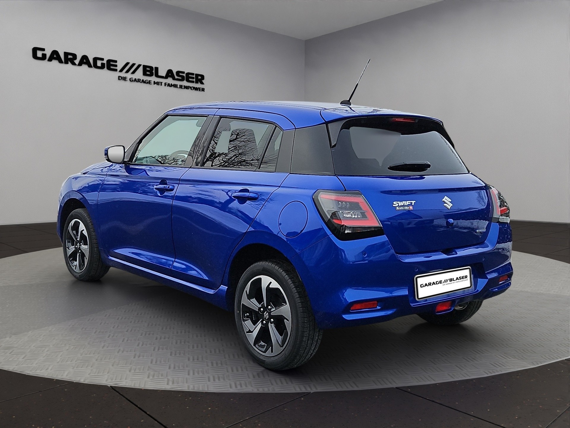 SUZUKI Swift 1.2 Compact Top Hybrid 4x4-showroom-element-2
