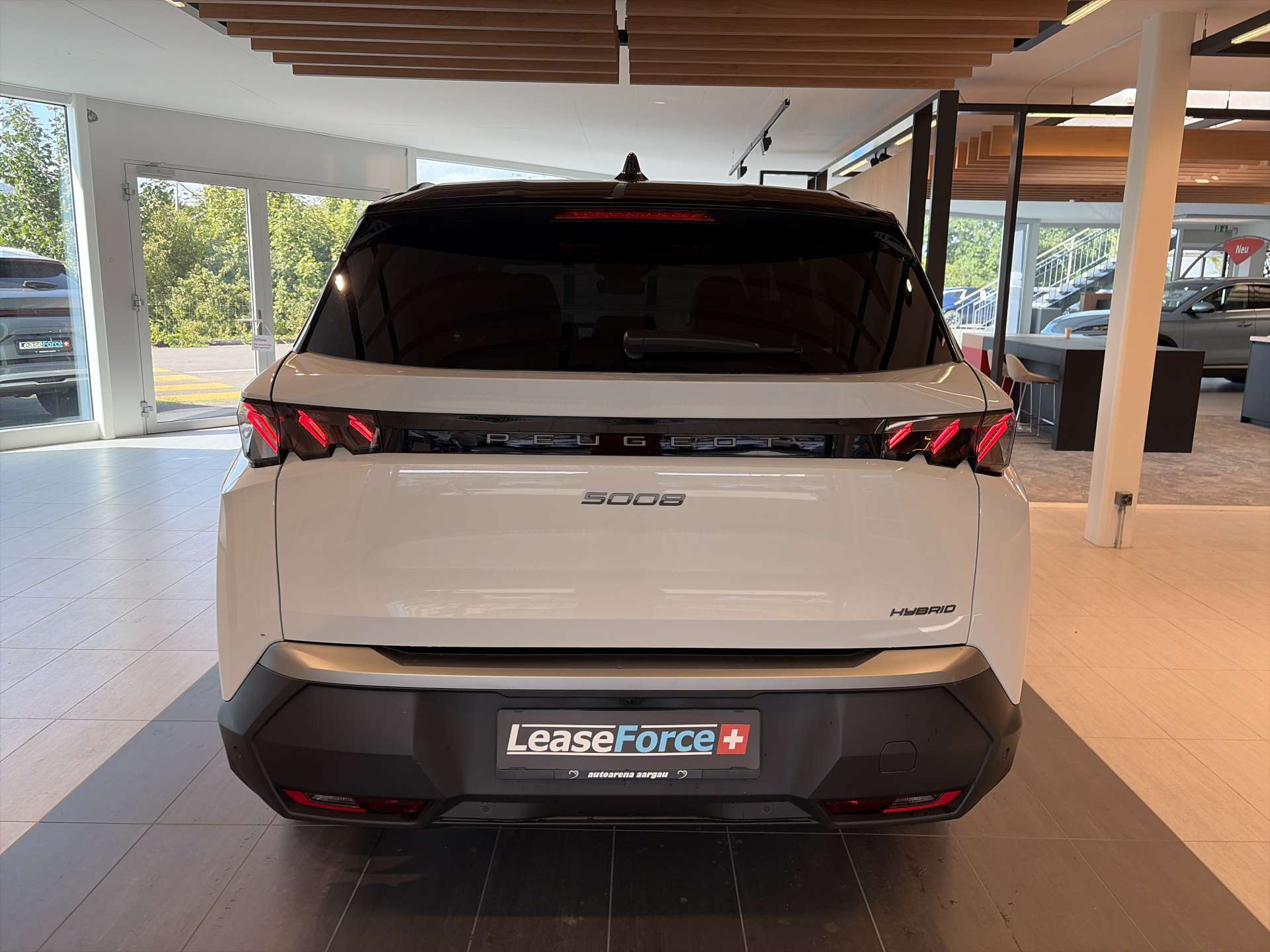 PEUGEOT 5008 145 Hybrid GT 7-Plätzer e-DCS-Automat-image-12