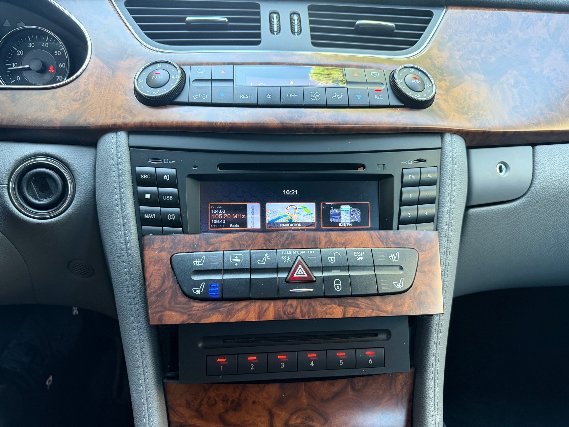 MERCEDES-BENZ CLS 500 7G-Tronic-image-18