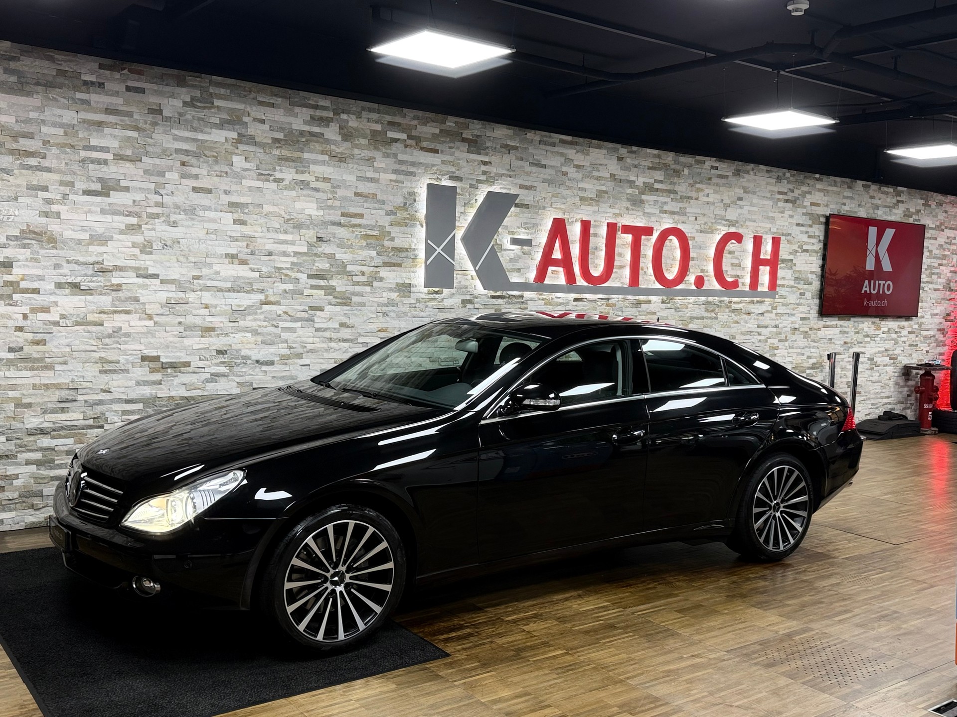 MERCEDES-BENZ CLS 500 7G-Tronic-image-0