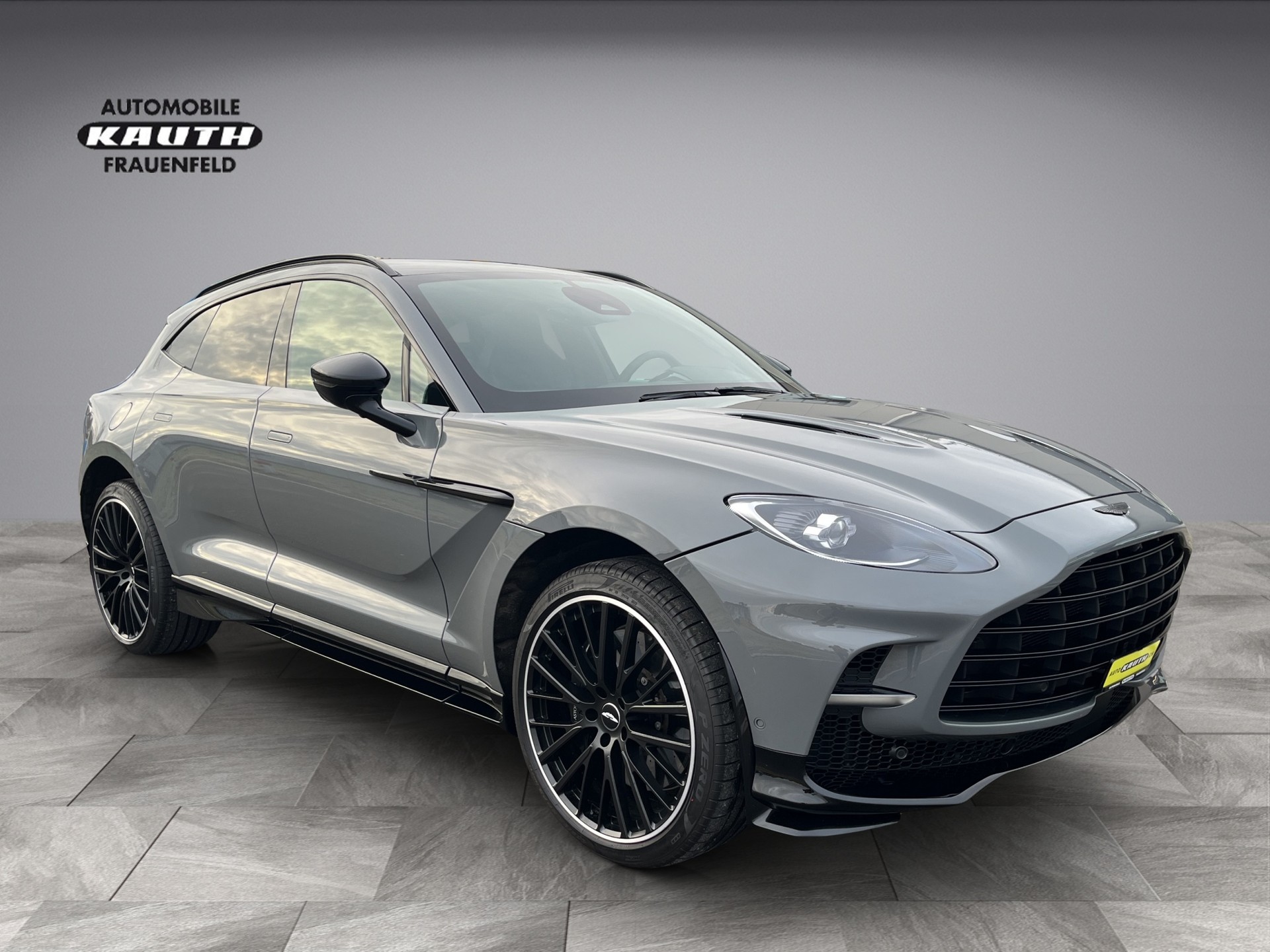 ASTON MARTIN DBX 4.0 V8 *New Modell mit 707 PS*-image-7