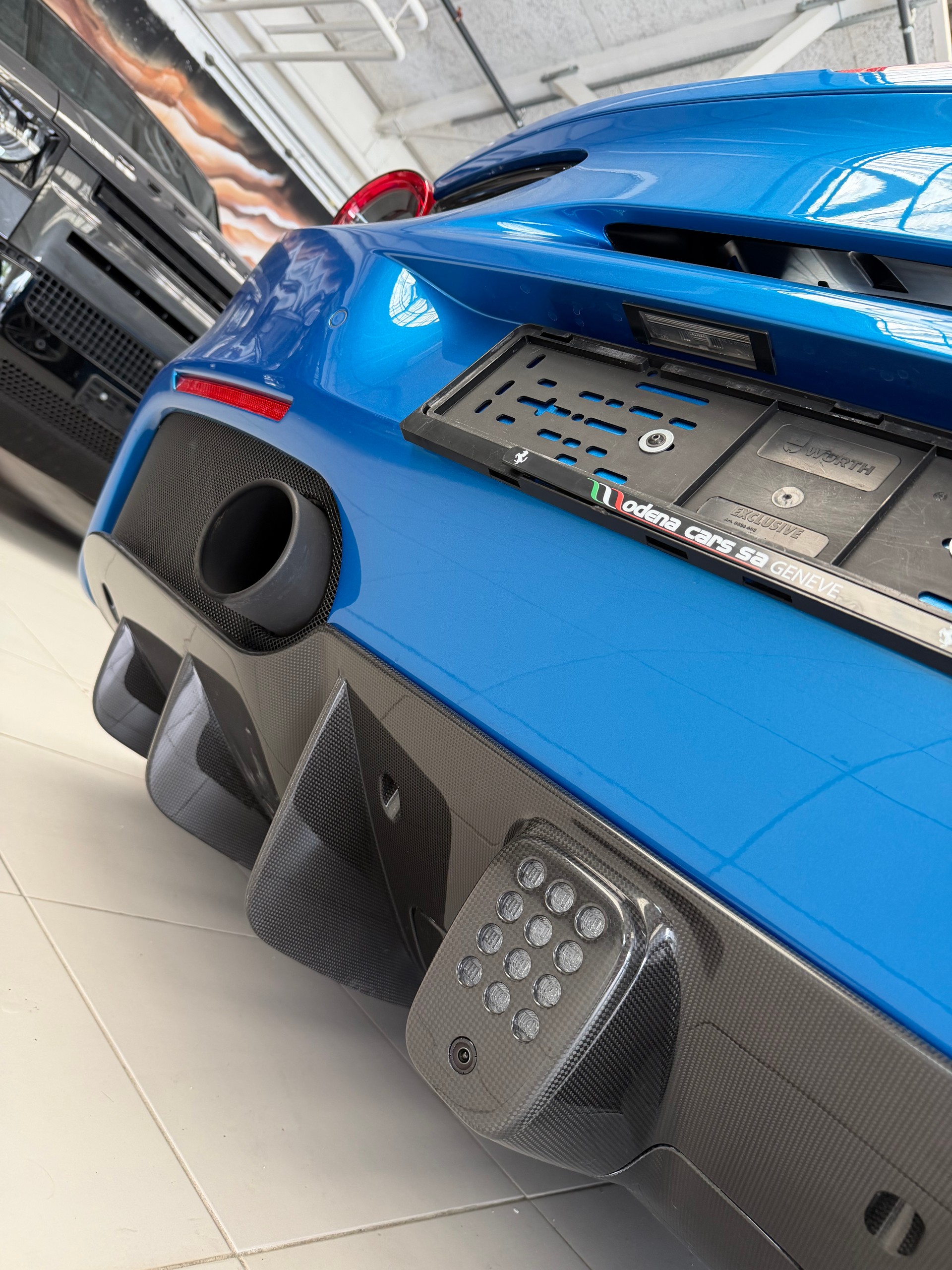 FERRARI 488 Spider 3.9 V8-image-3